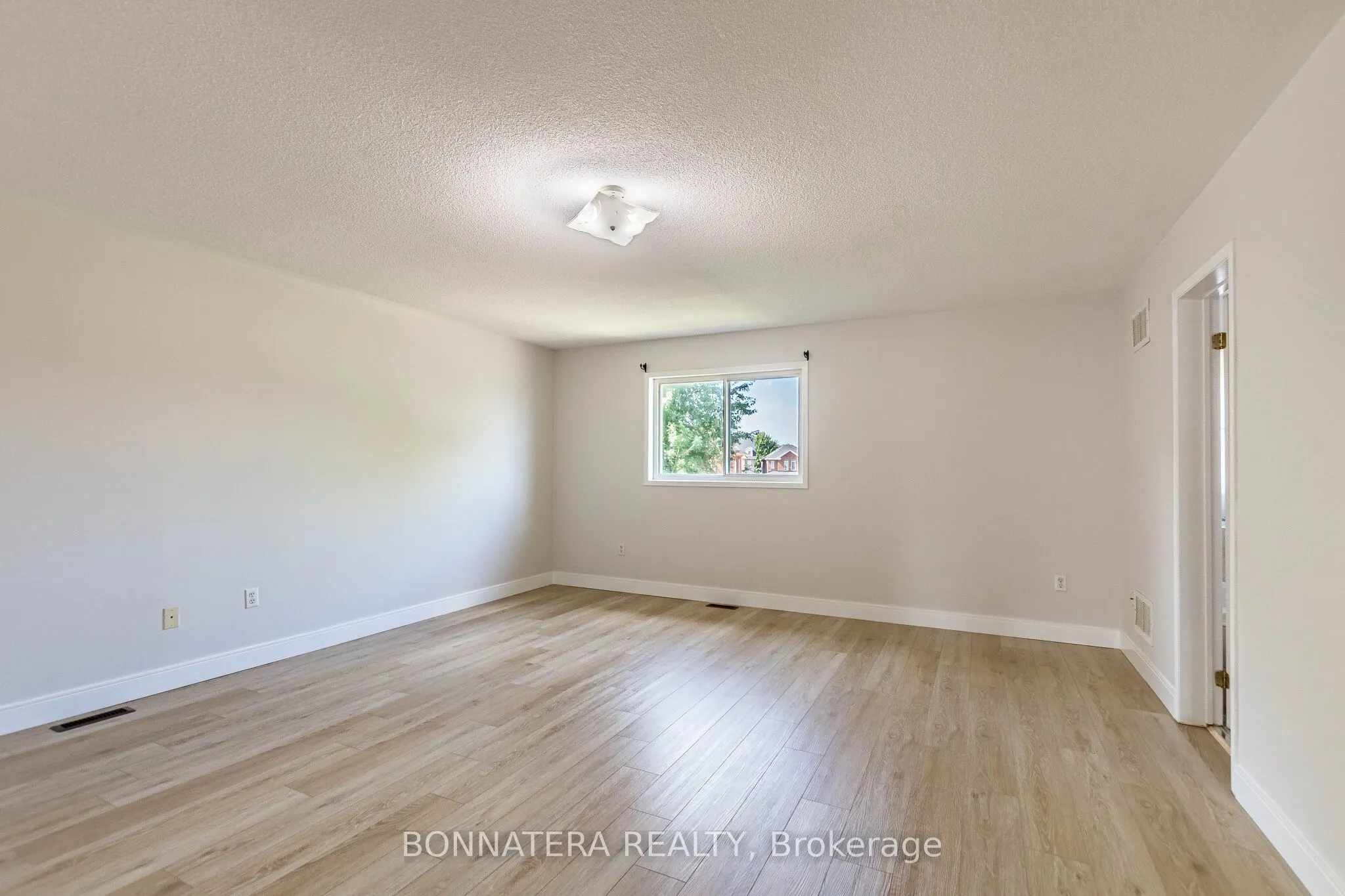 4297 Guildwood Way