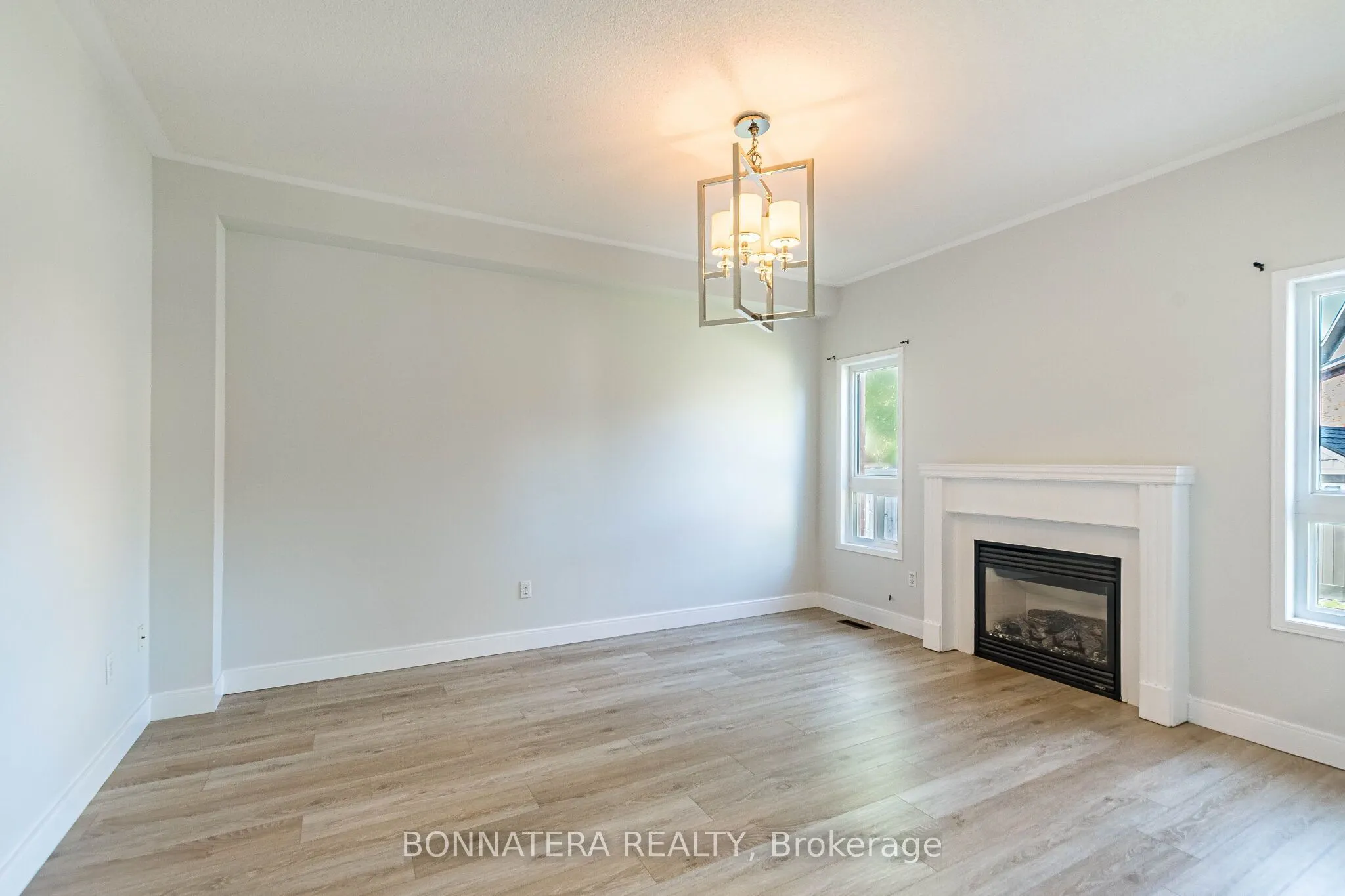 4297 Guildwood Way