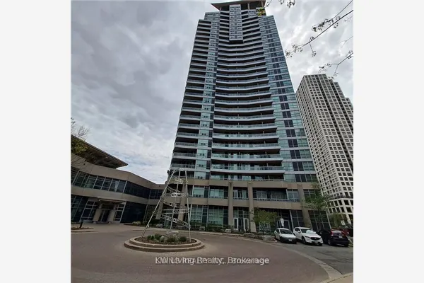33 Elm Drive W