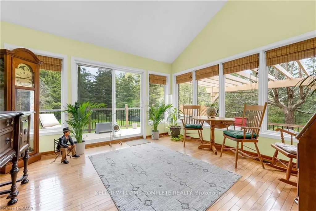 569 CRANE Court