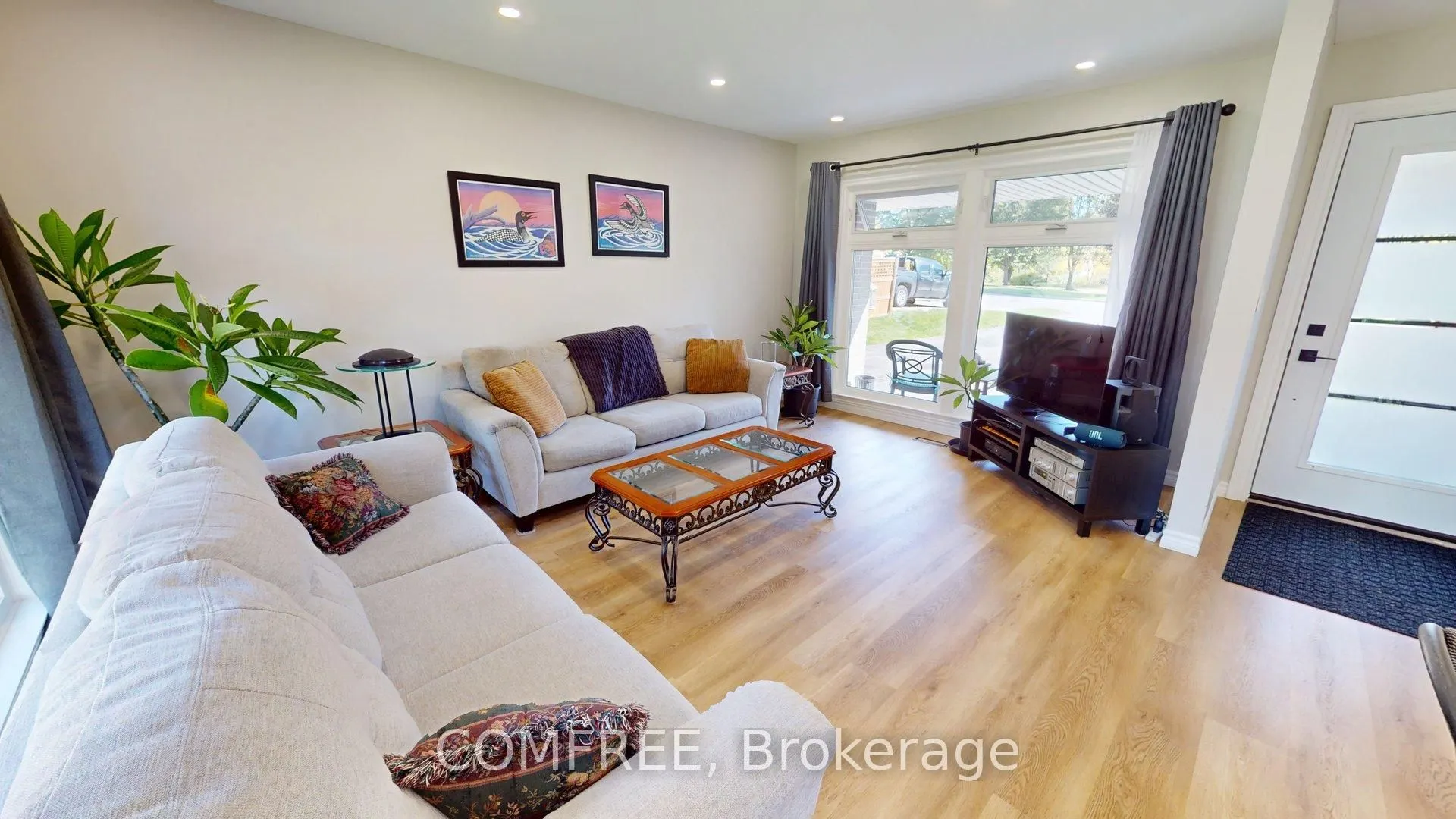 73 Elizabeth Drive