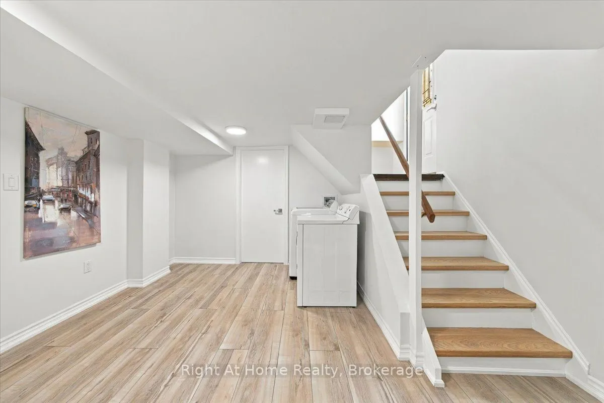 662 Dynes Road