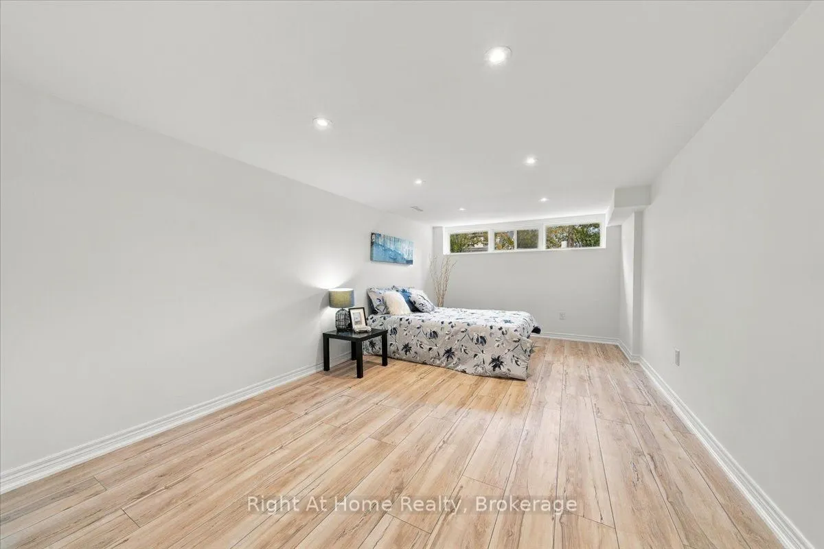 662 Dynes Road