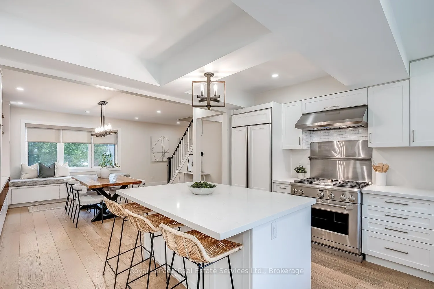 59 Fairwood Place E