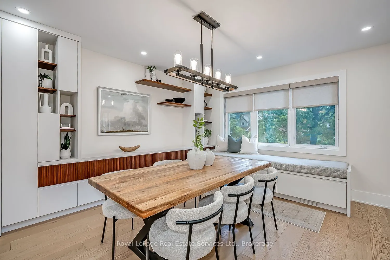 59 Fairwood Place E