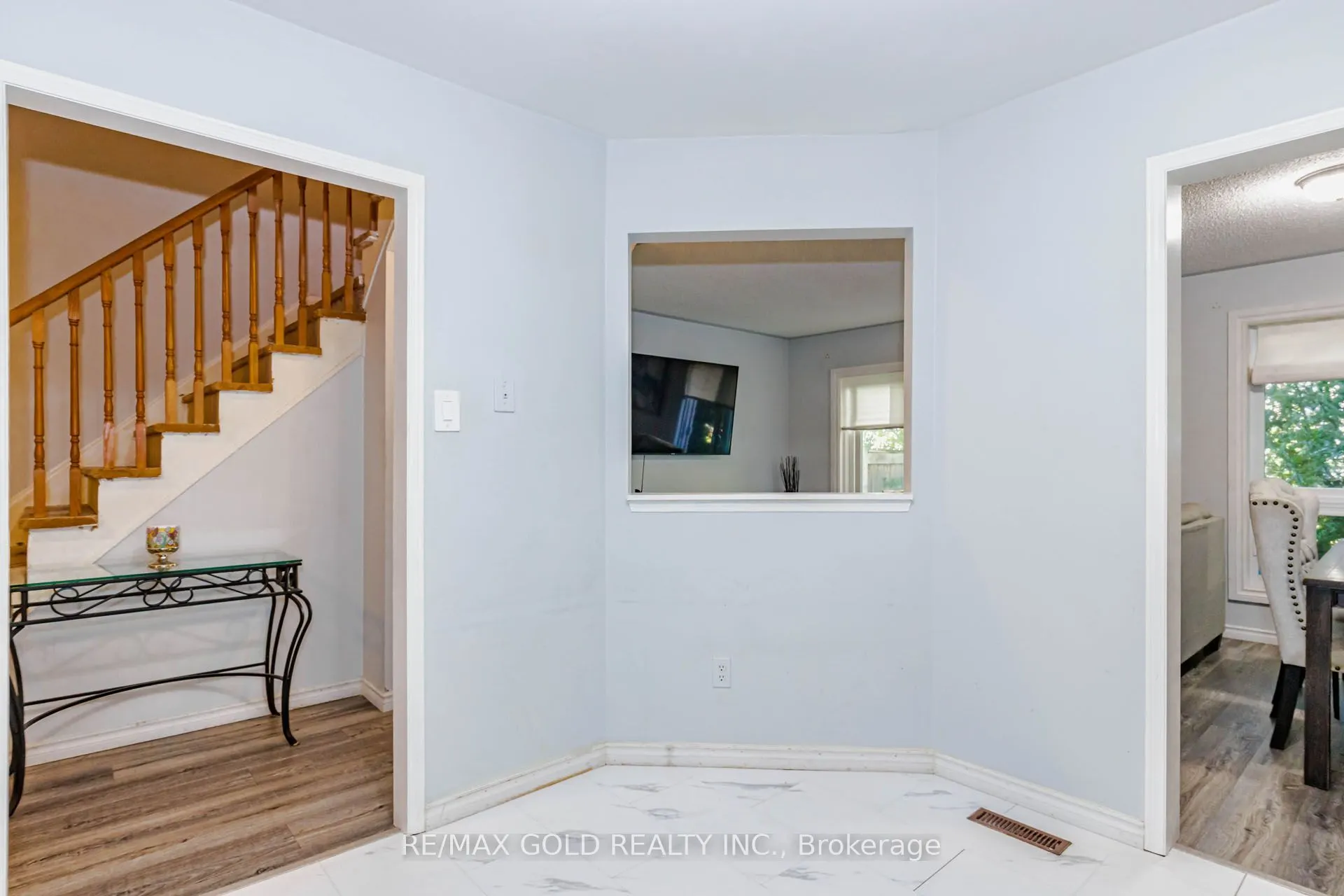 83 Wickstead Court #83