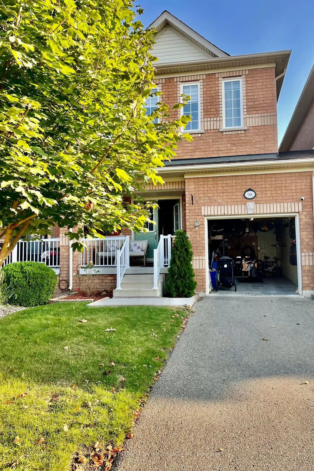98 Niagara Trail