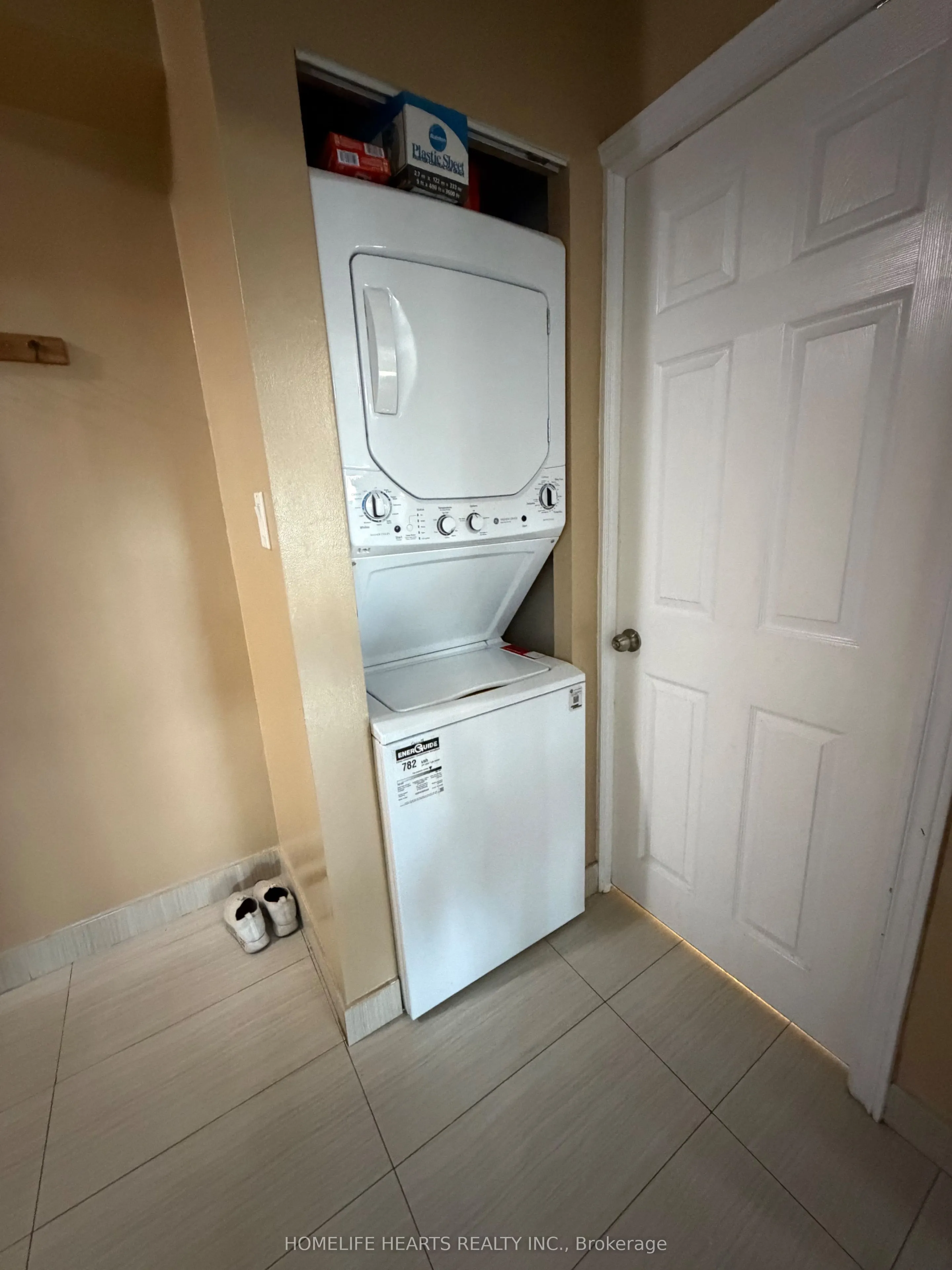 188 Mill Street E #407