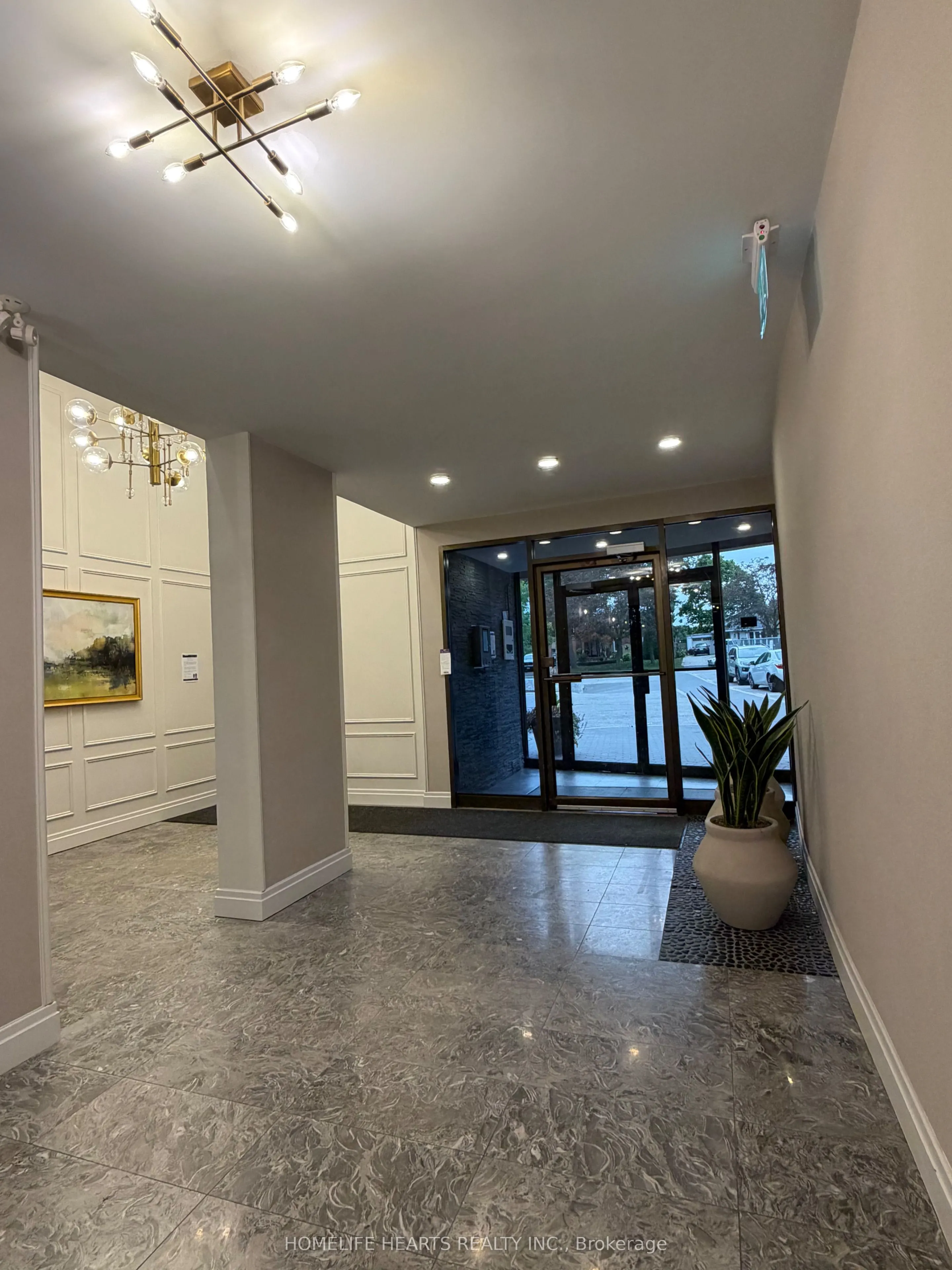 188 Mill Street E #407