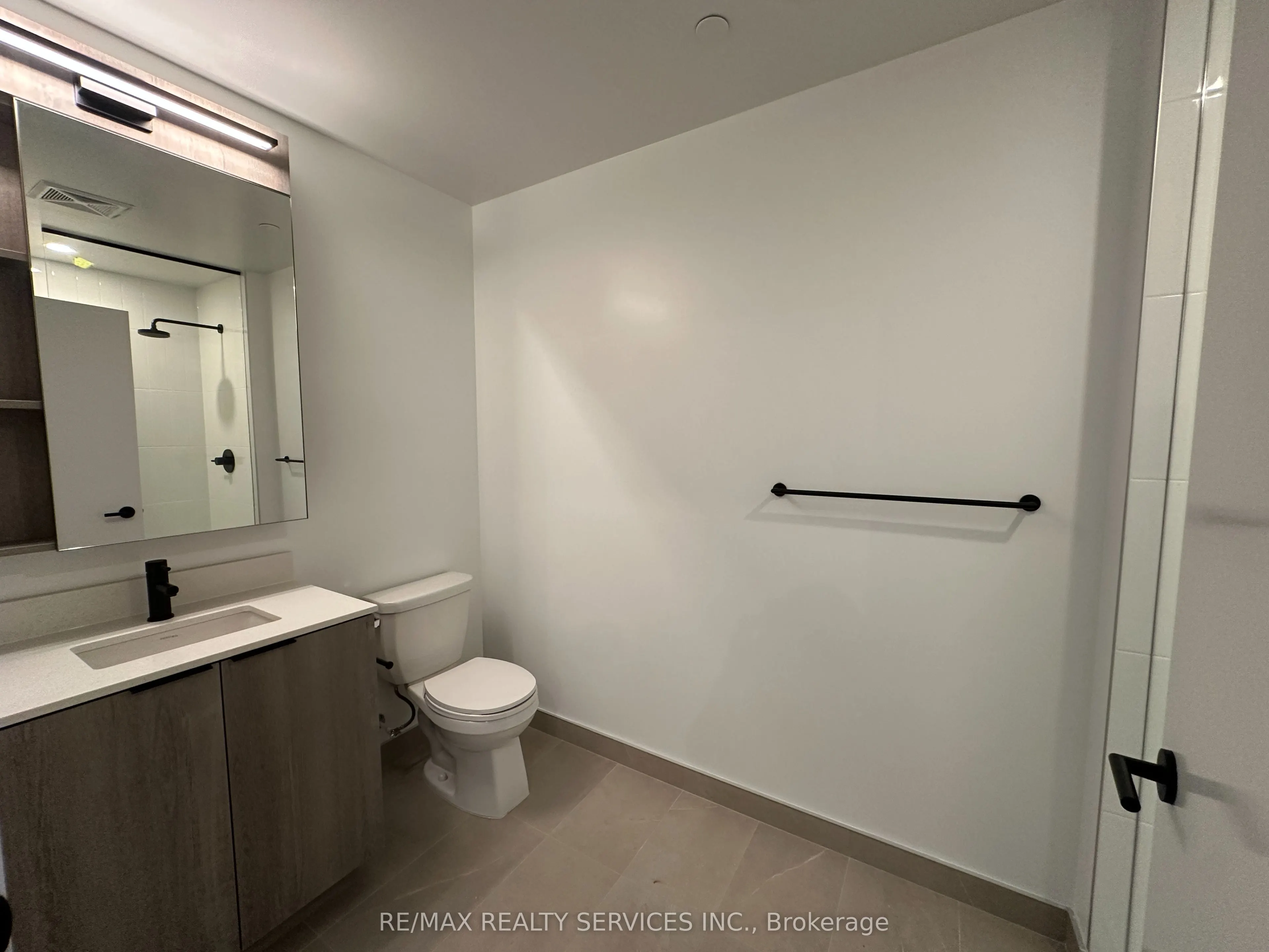 2495 Eglinton Avenue W #1913