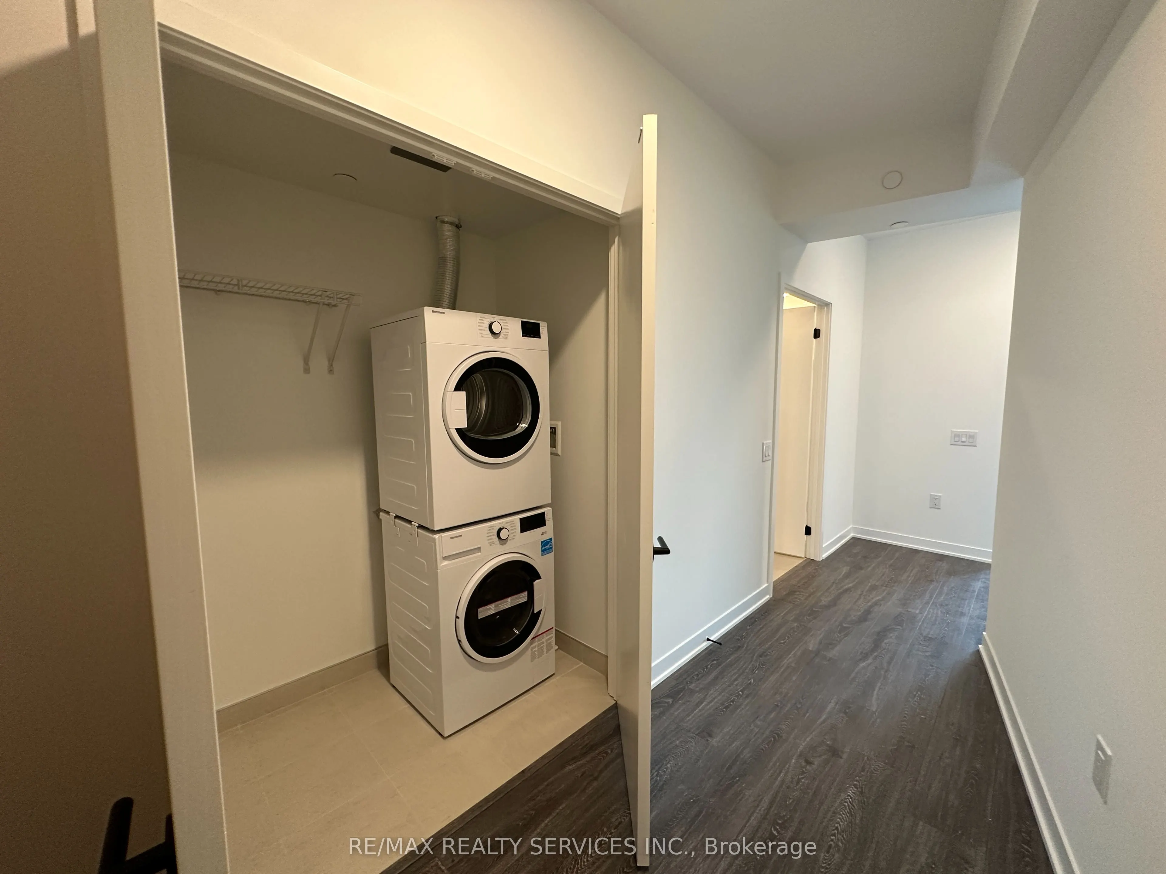 2495 Eglinton Avenue W #1913