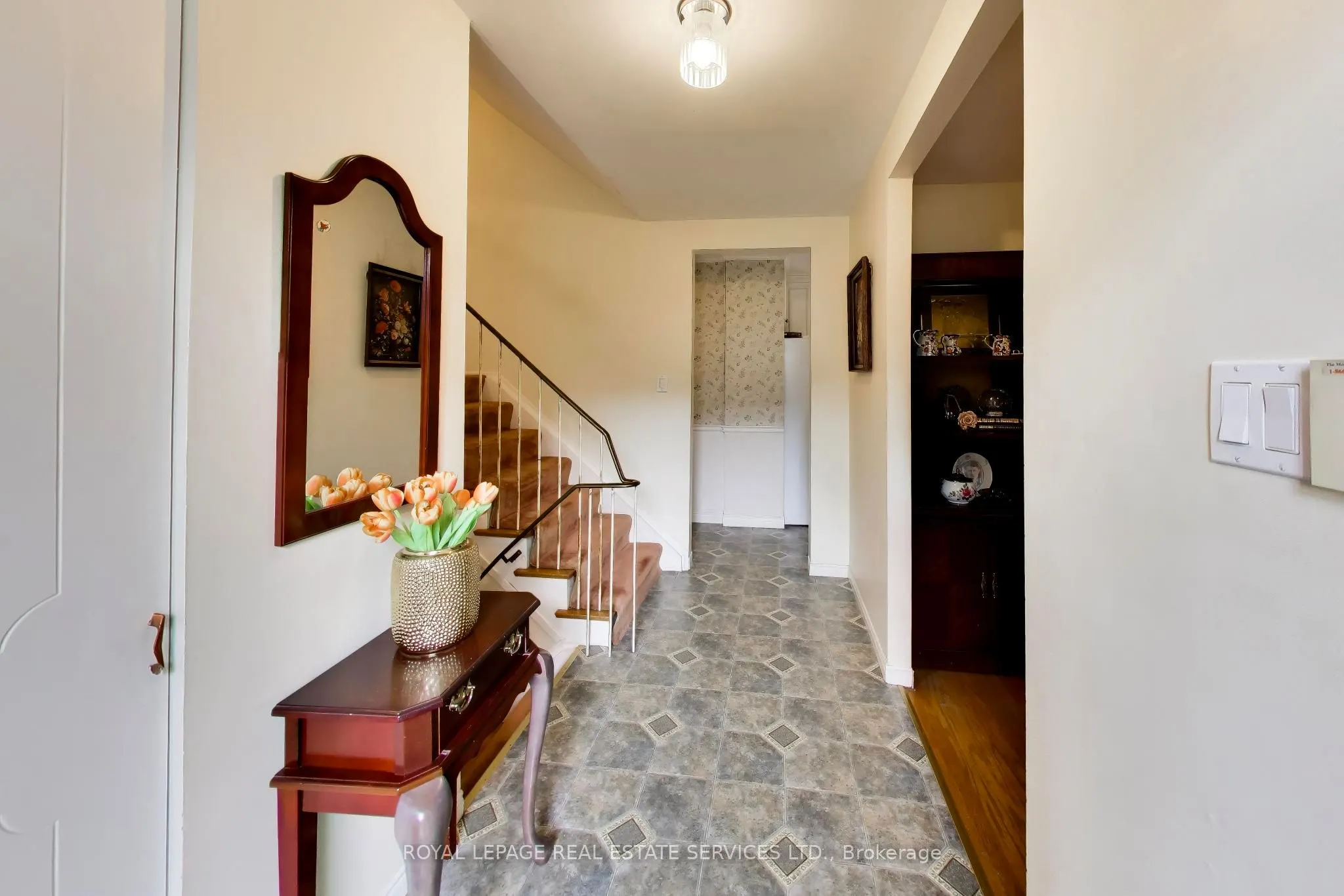 24 Elmvale Crescent