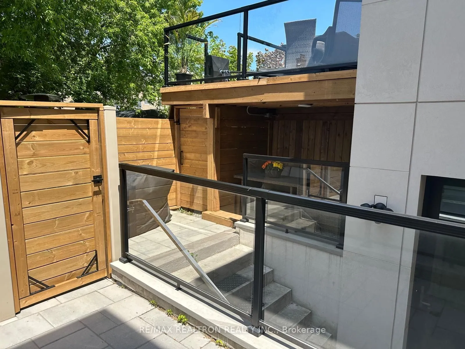 10 Katherine Road #Lower