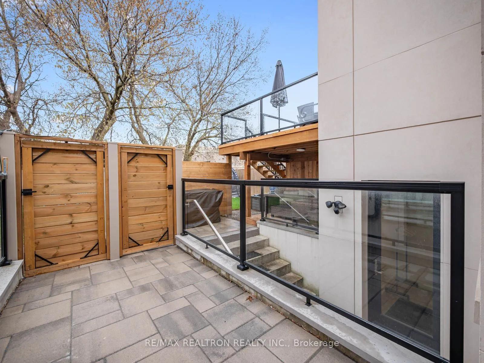 10 Katherine Road #Lower