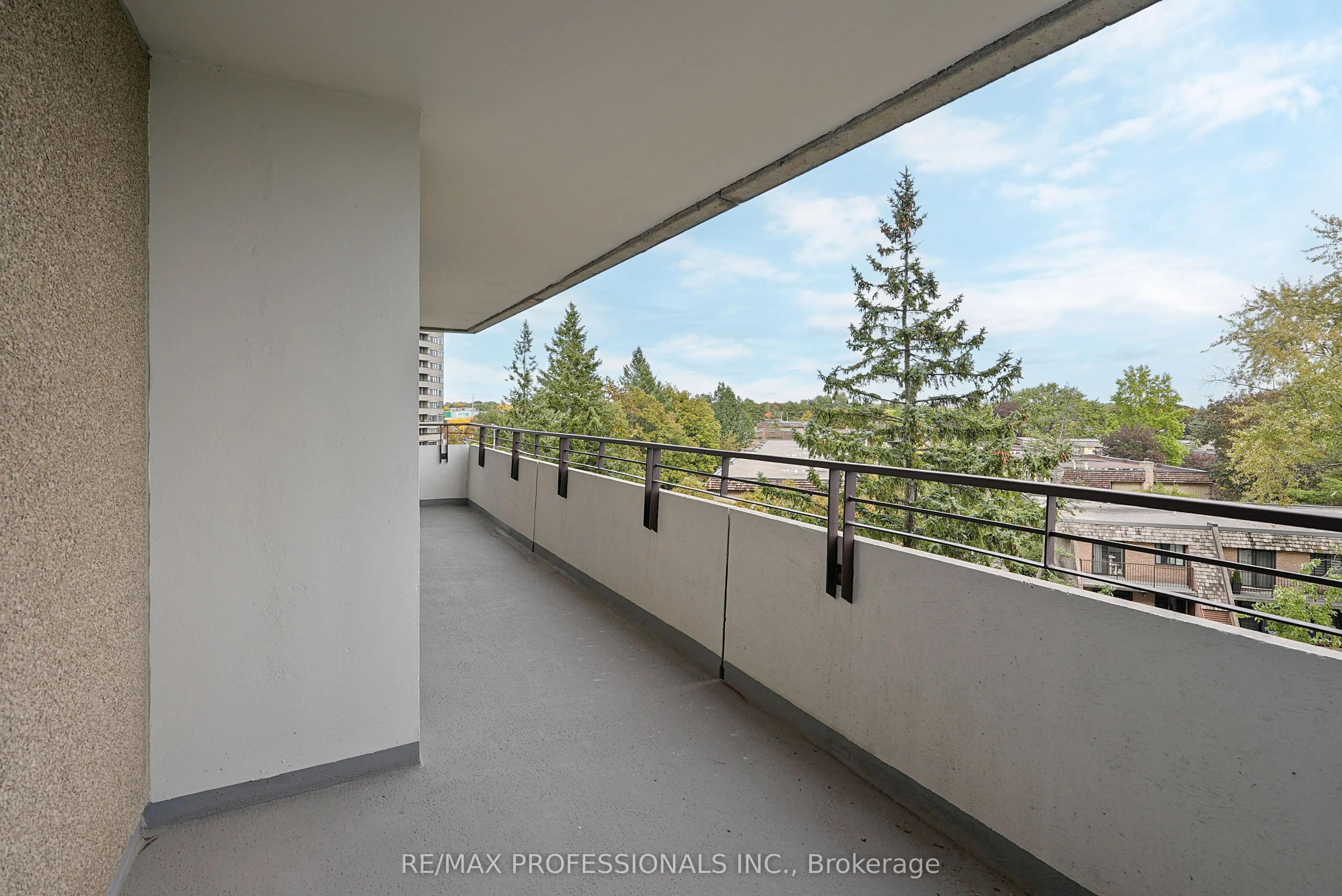 1320 Mississauga Valley Boulevard #510