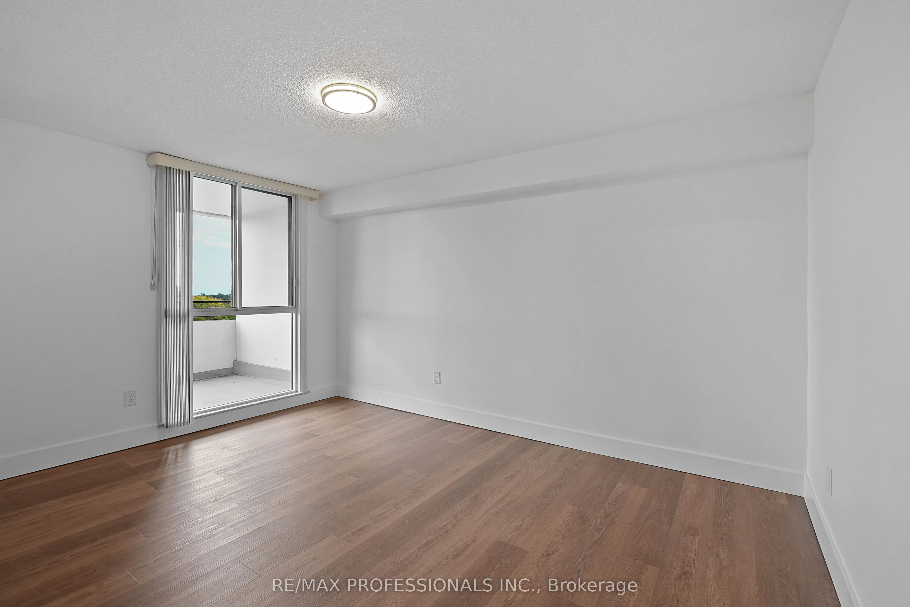 1320 Mississauga Valley Boulevard #510