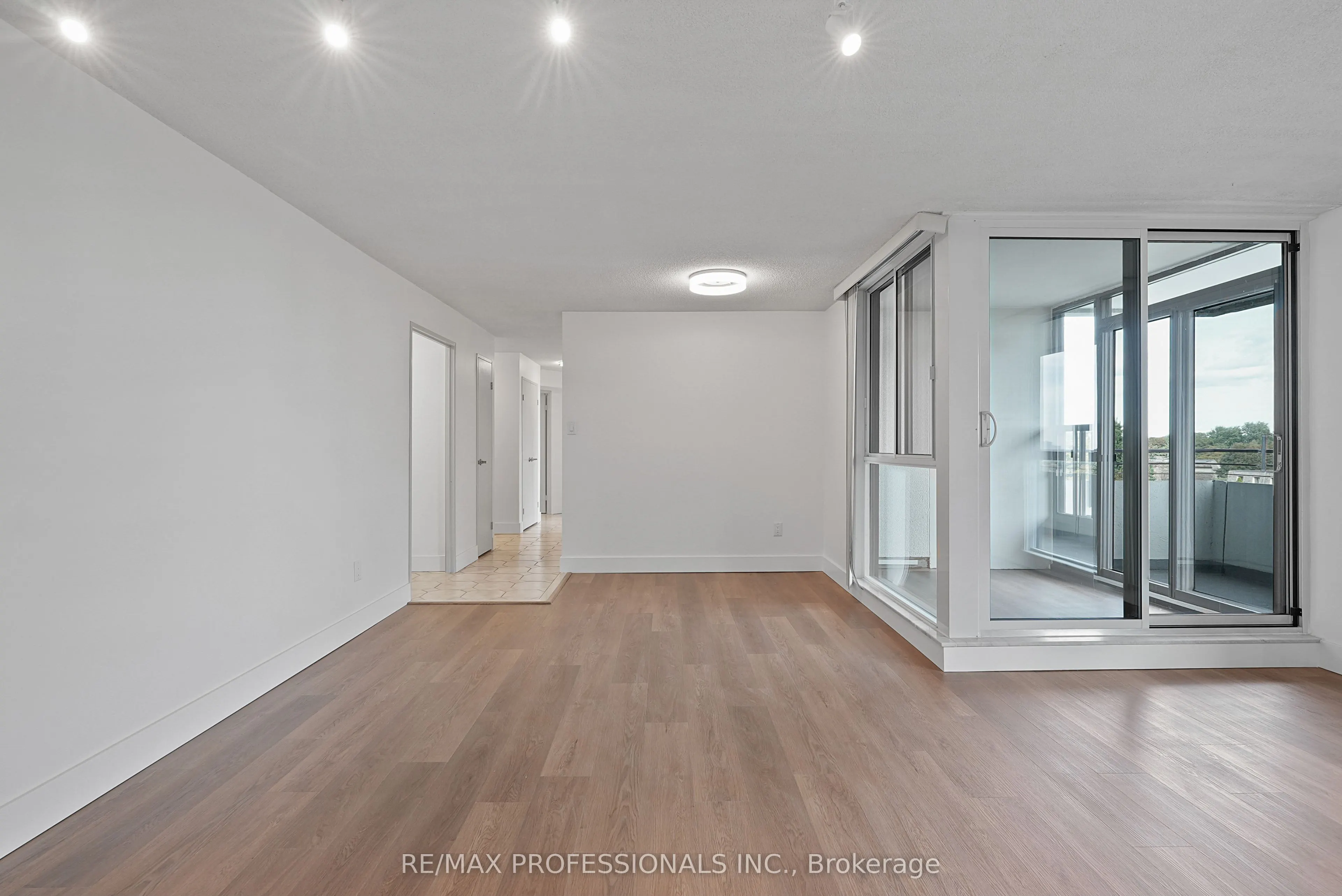 1320 Mississauga Valley Boulevard #510