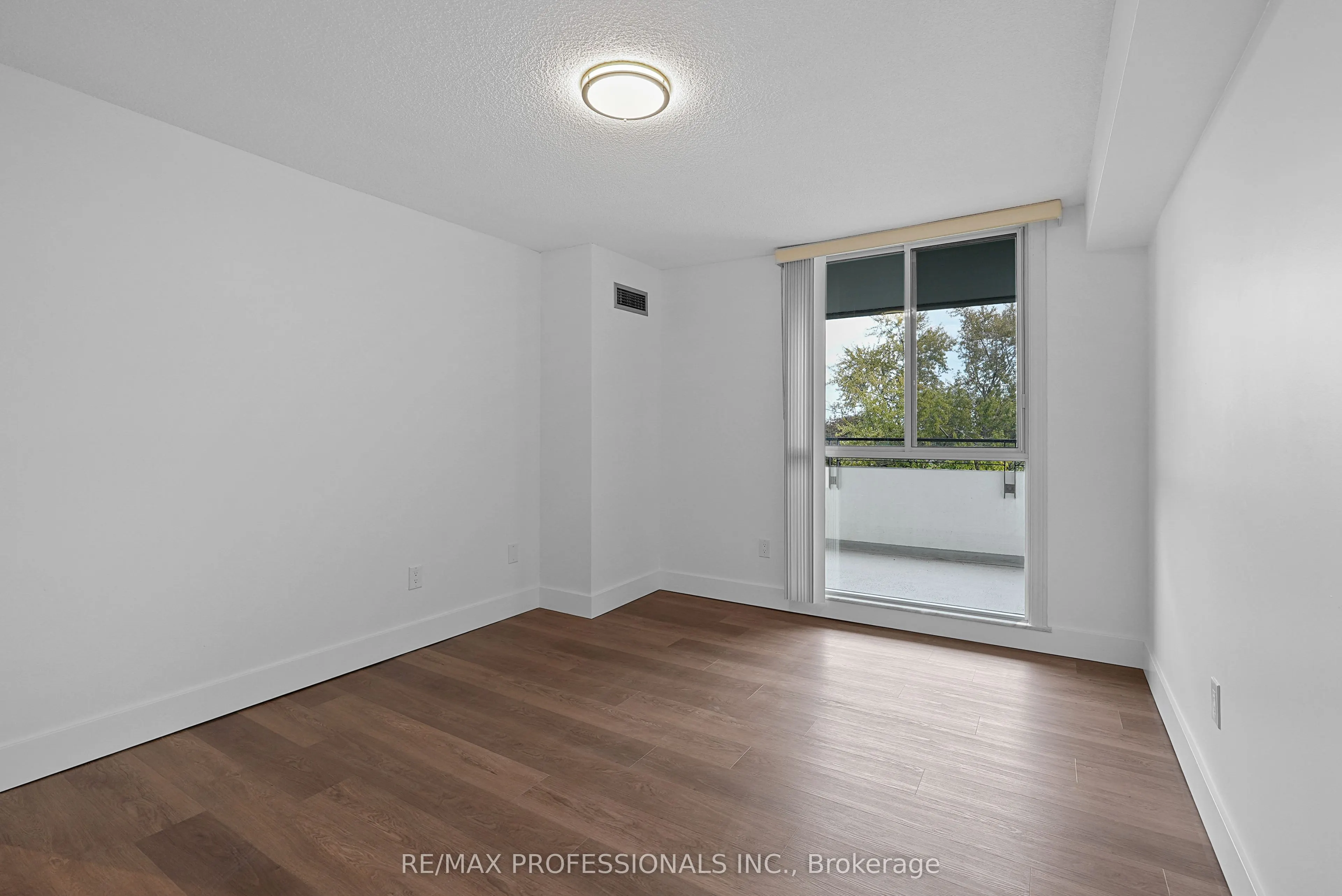 1320 Mississauga Valley Boulevard #510