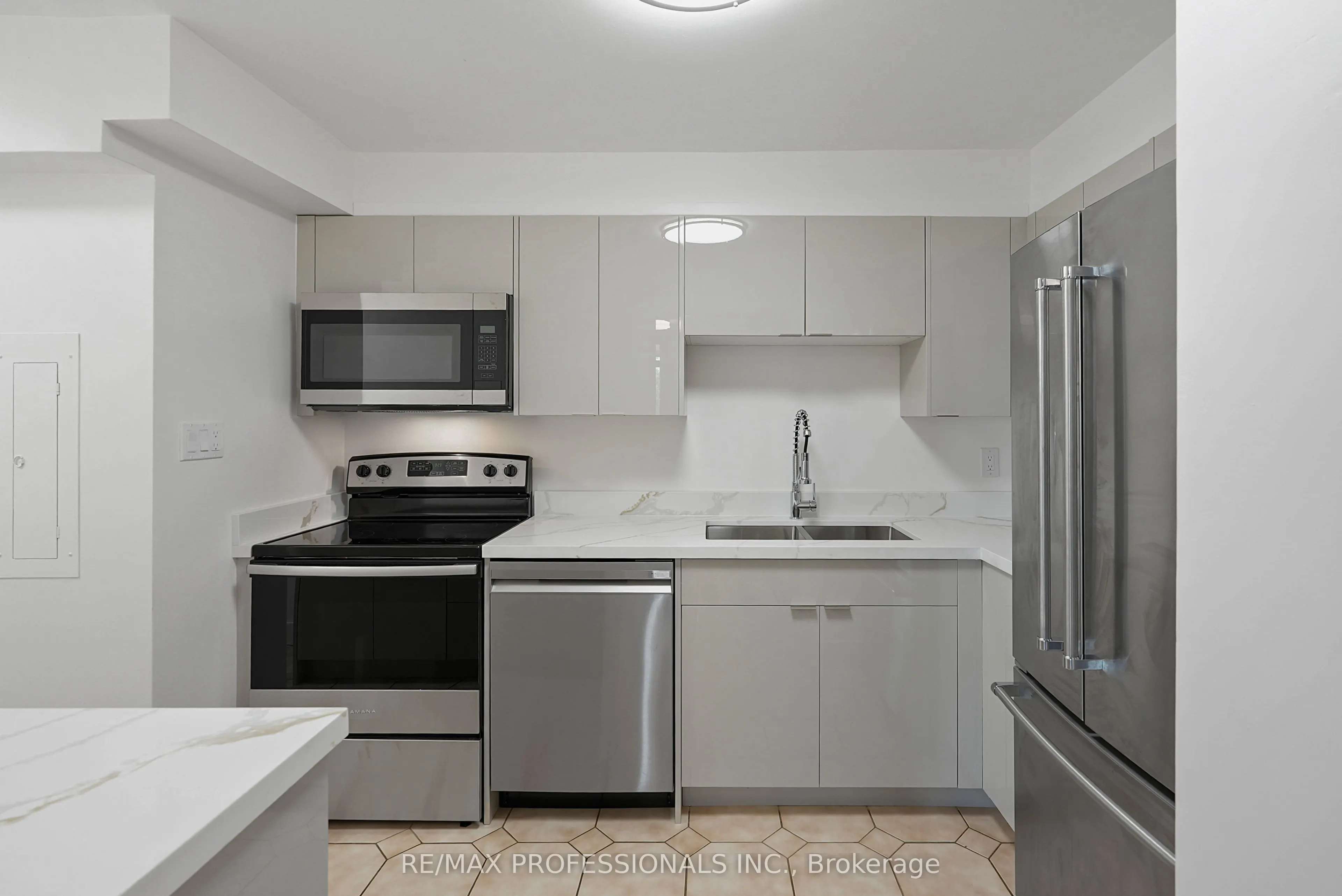 1320 Mississauga Valley Boulevard #510