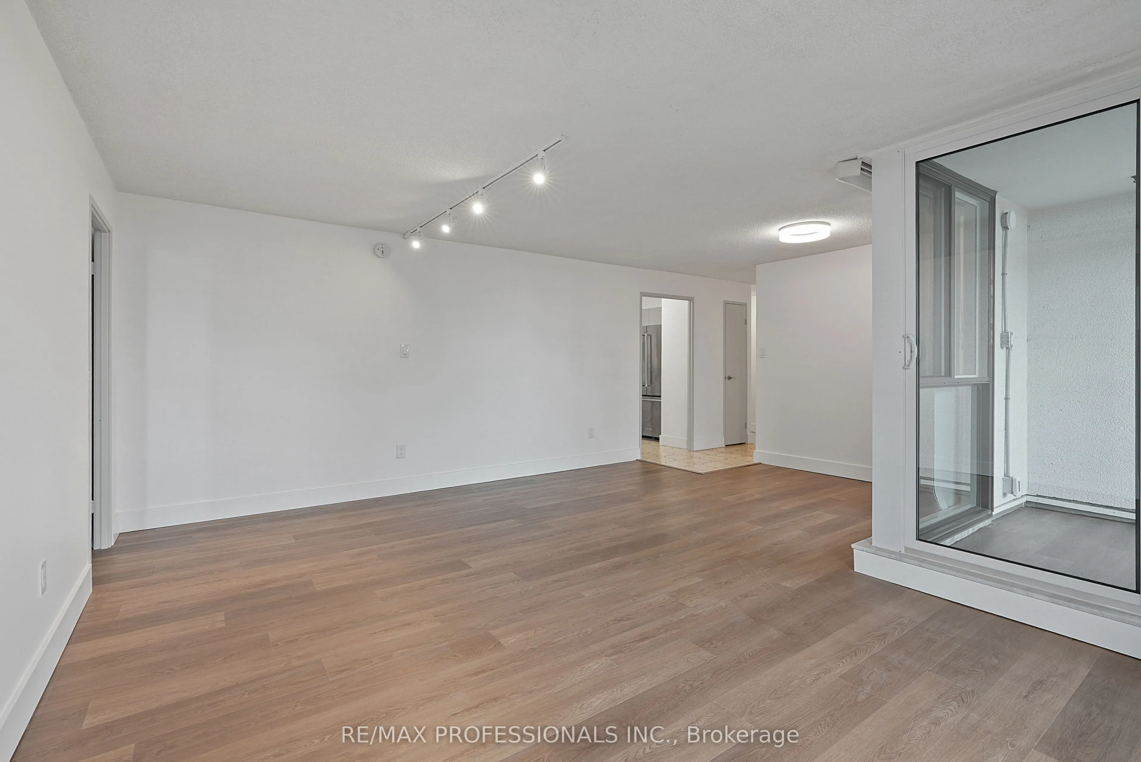 1320 Mississauga Valley Boulevard #510