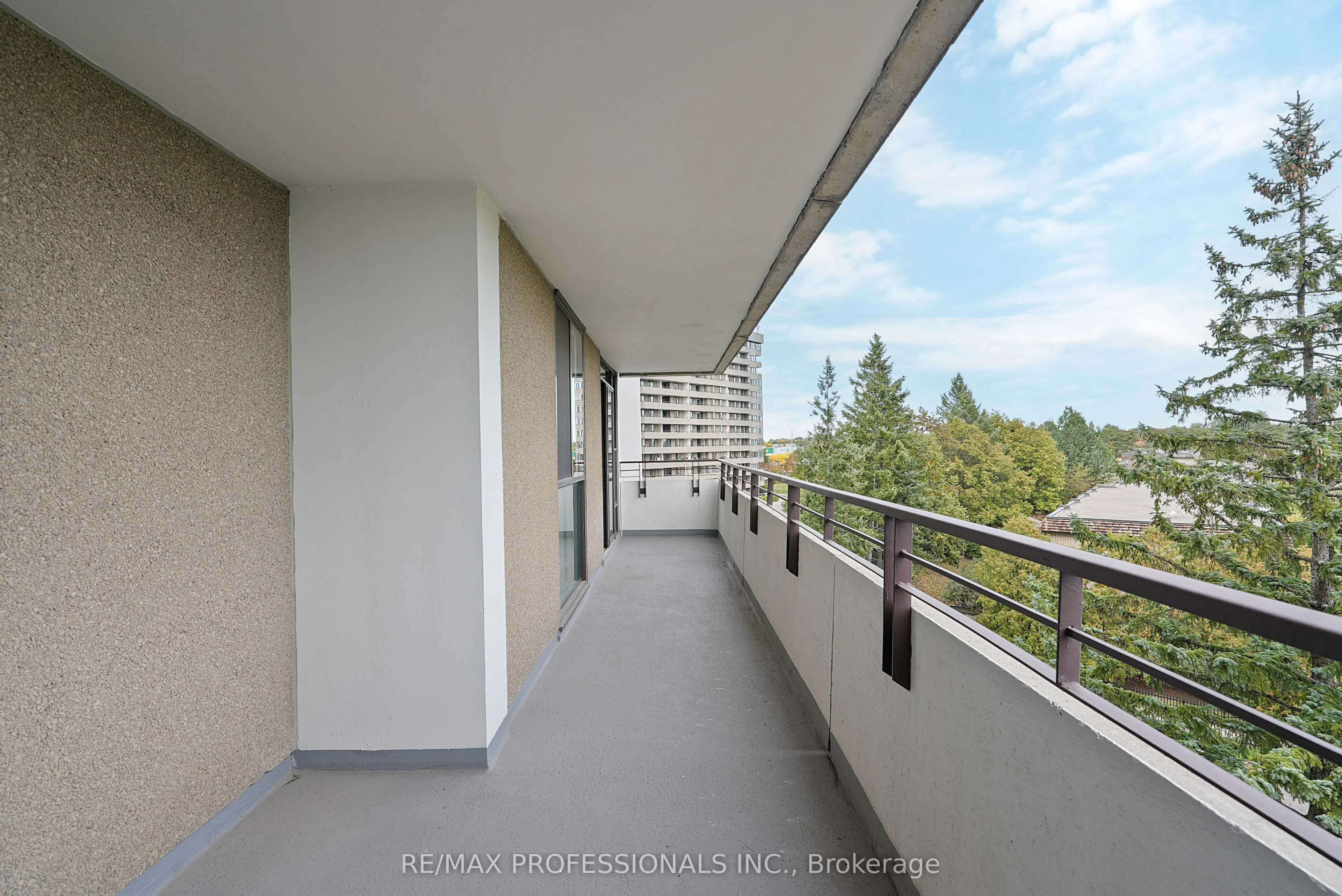1320 Mississauga Valley Boulevard #510