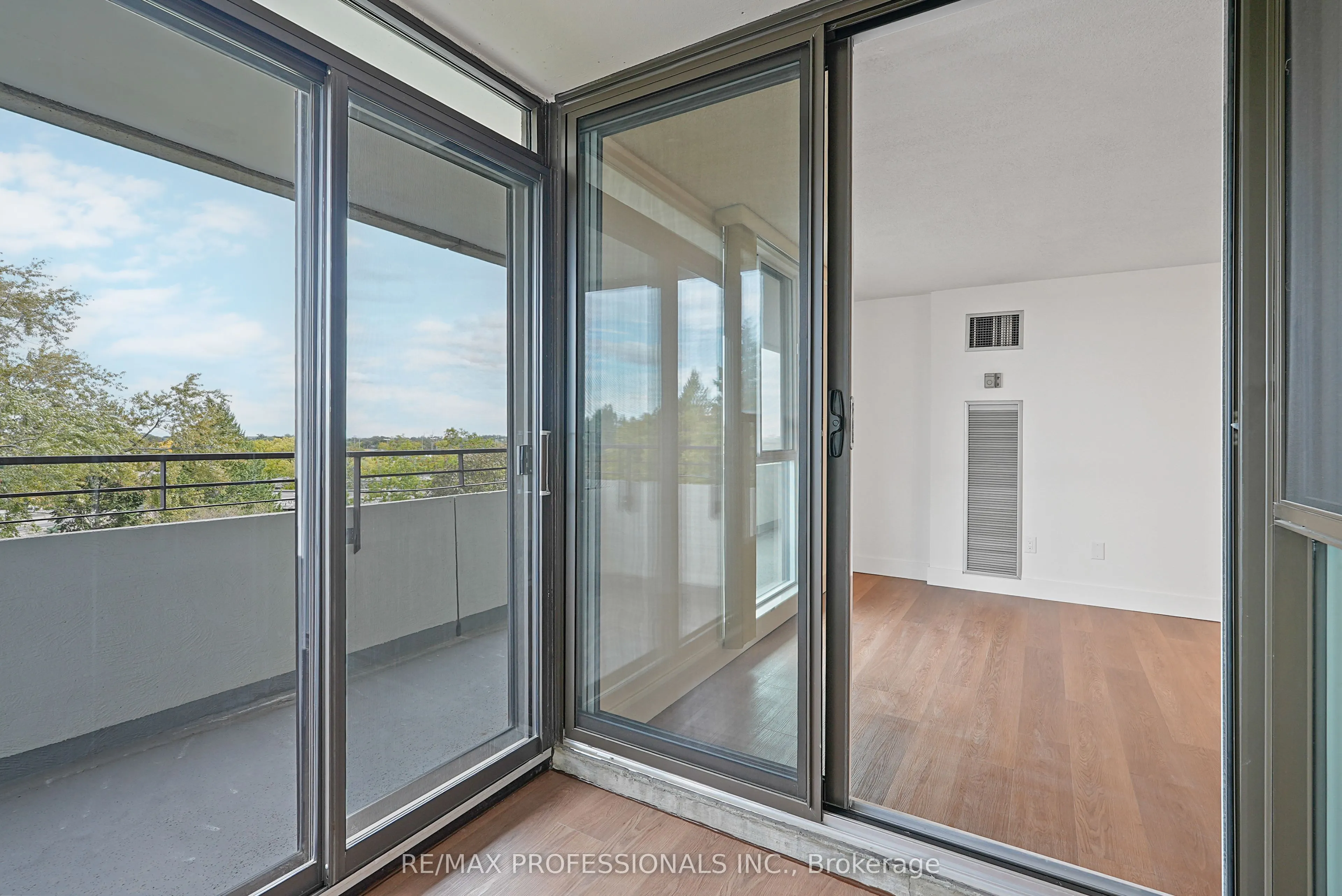 1320 Mississauga Valley Boulevard #510