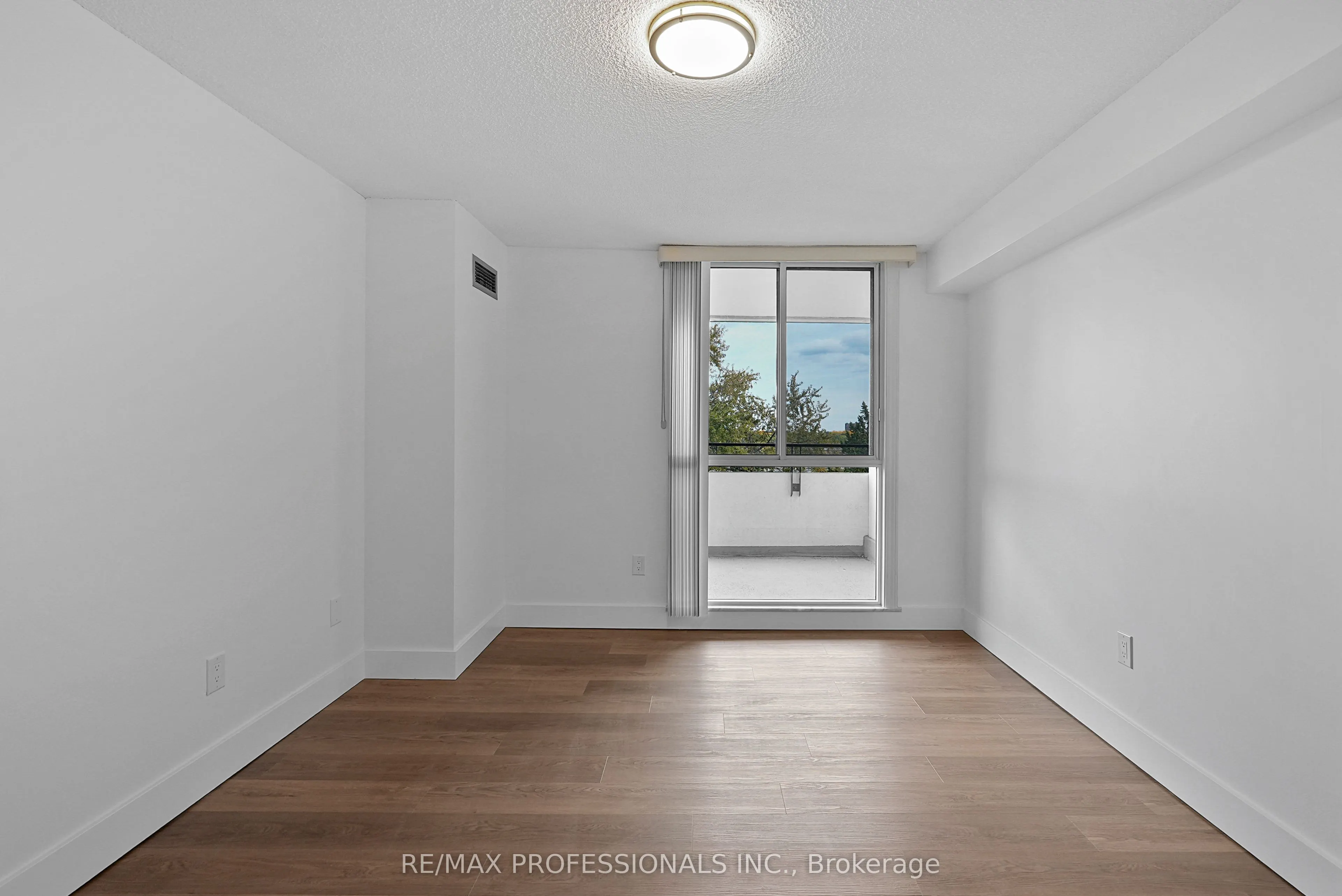 1320 Mississauga Valley Boulevard #510