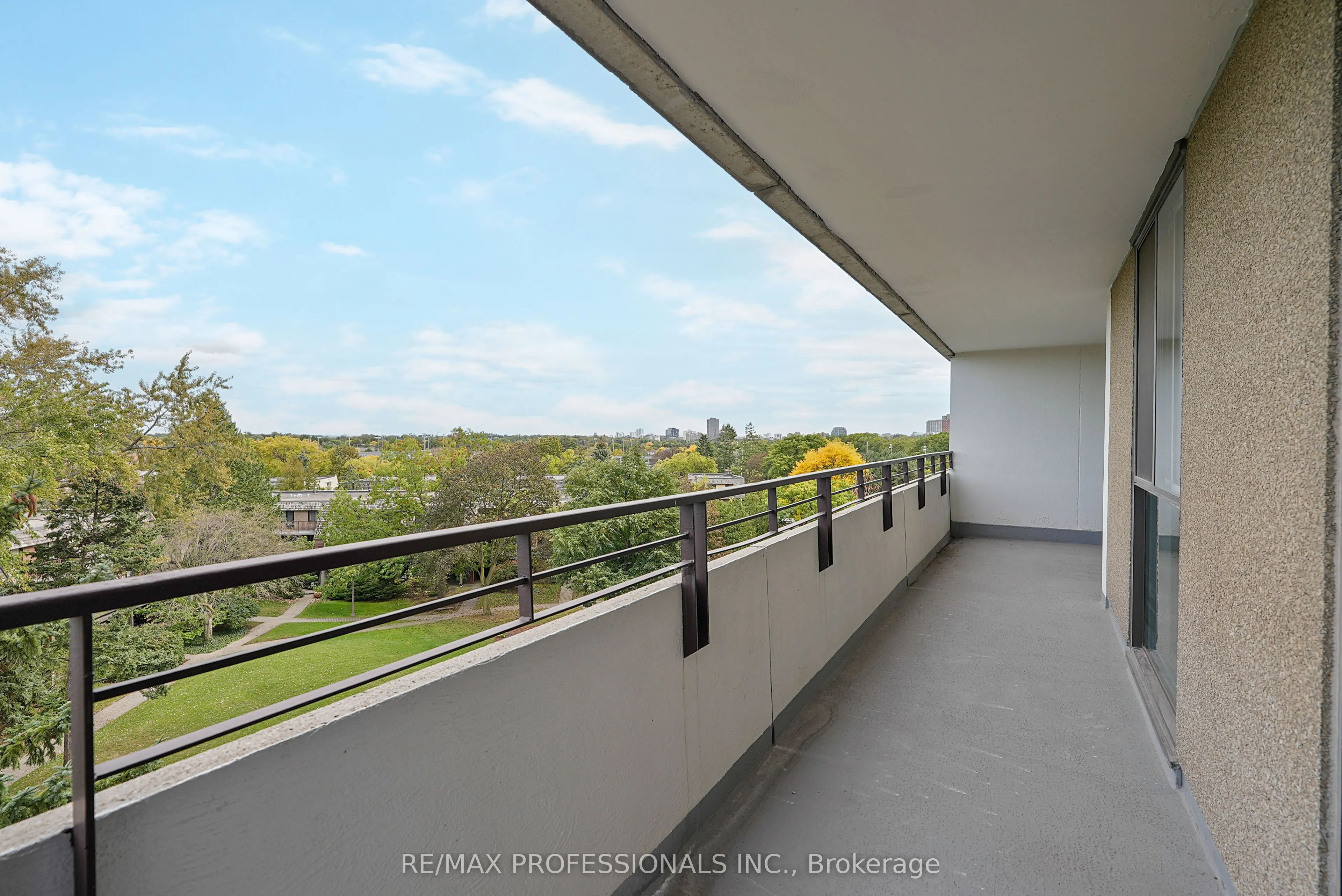 1320 Mississauga Valley Boulevard #510