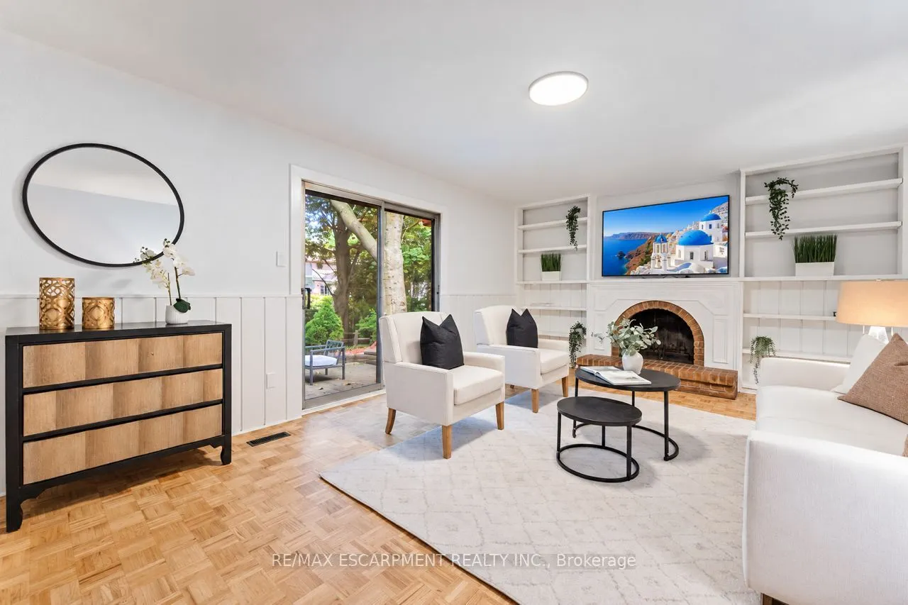 786 Edistel Crescent