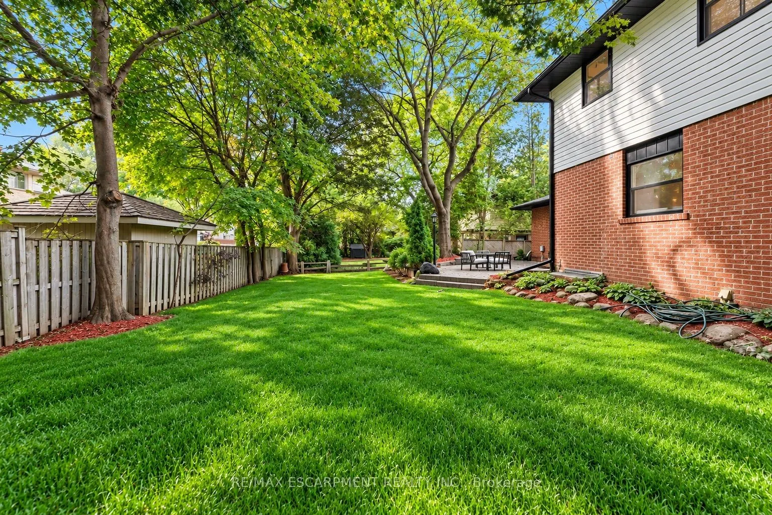 786 Edistel Crescent
