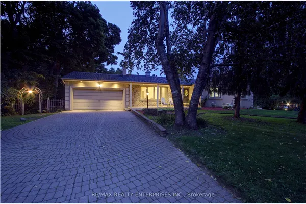 551 Cochise Crescent
