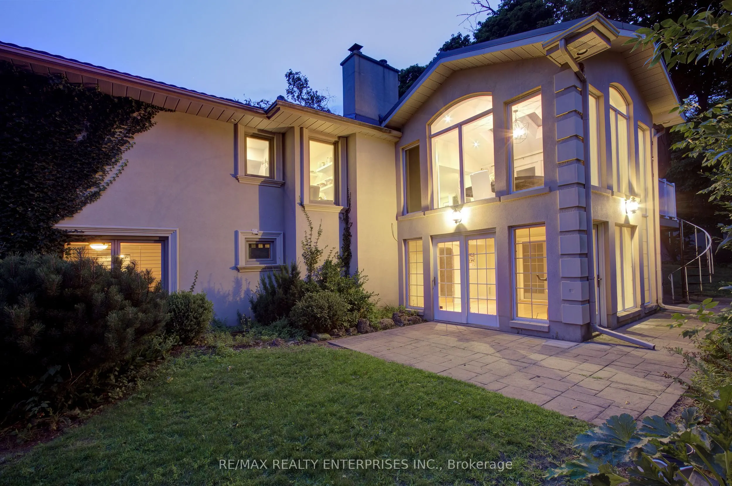 551 Cochise Crescent