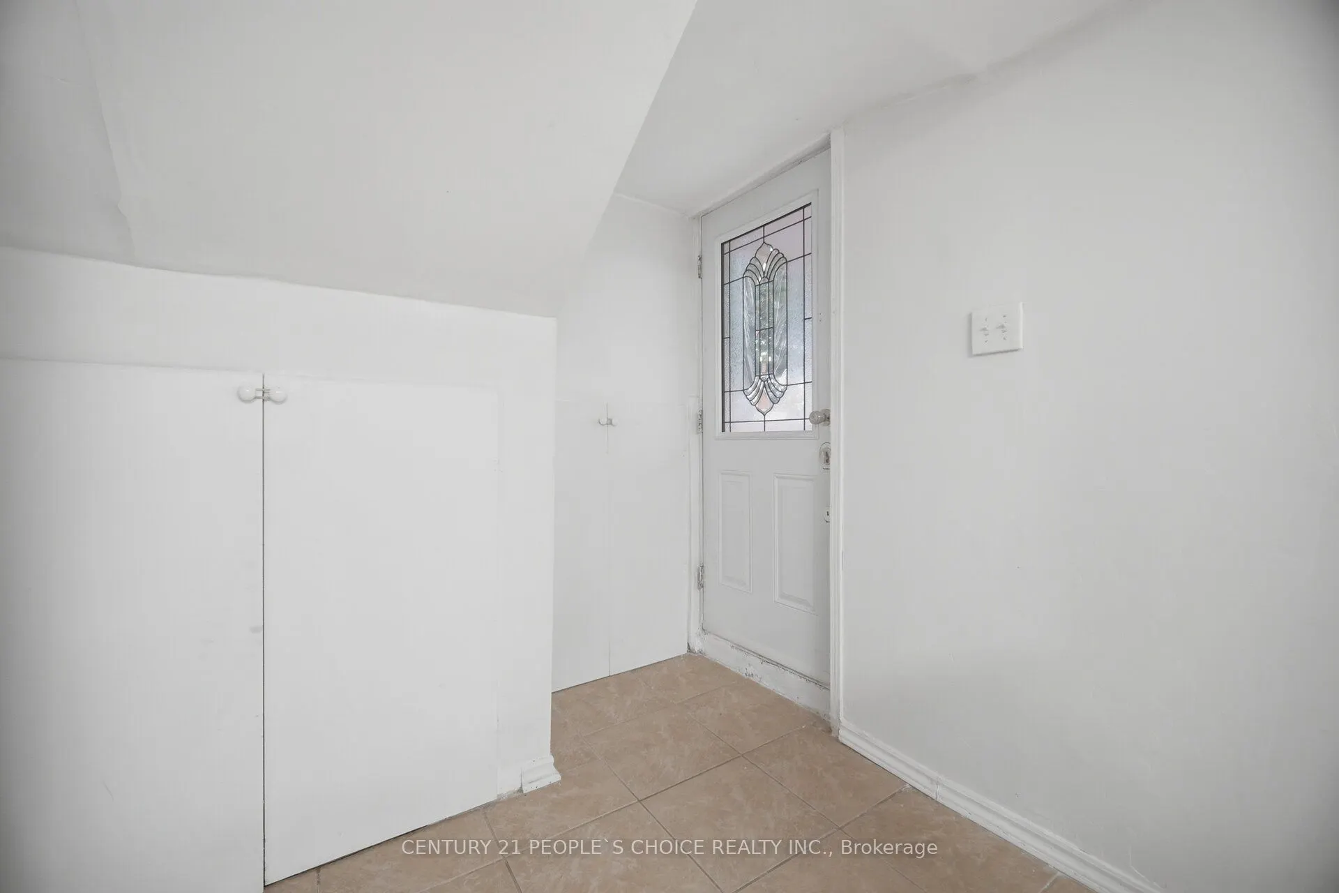 578 Cavell Drive