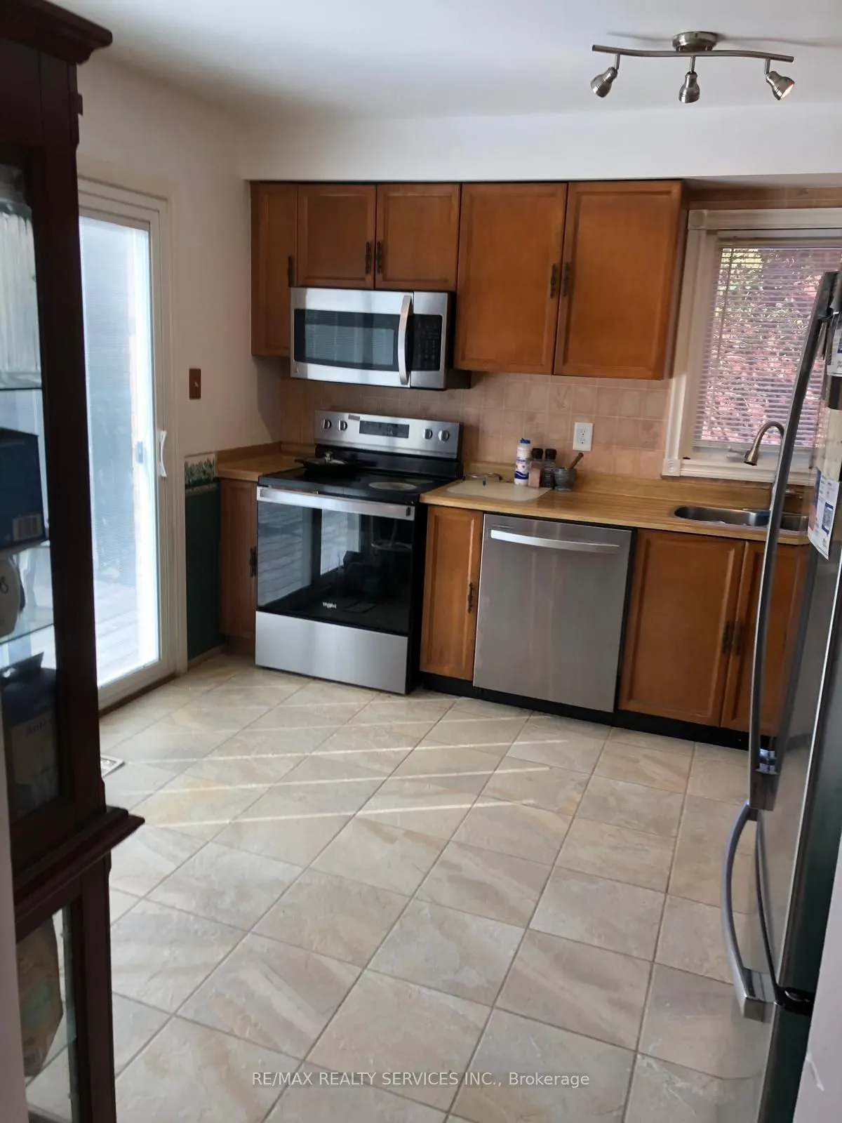 5 Nimrod Crescent