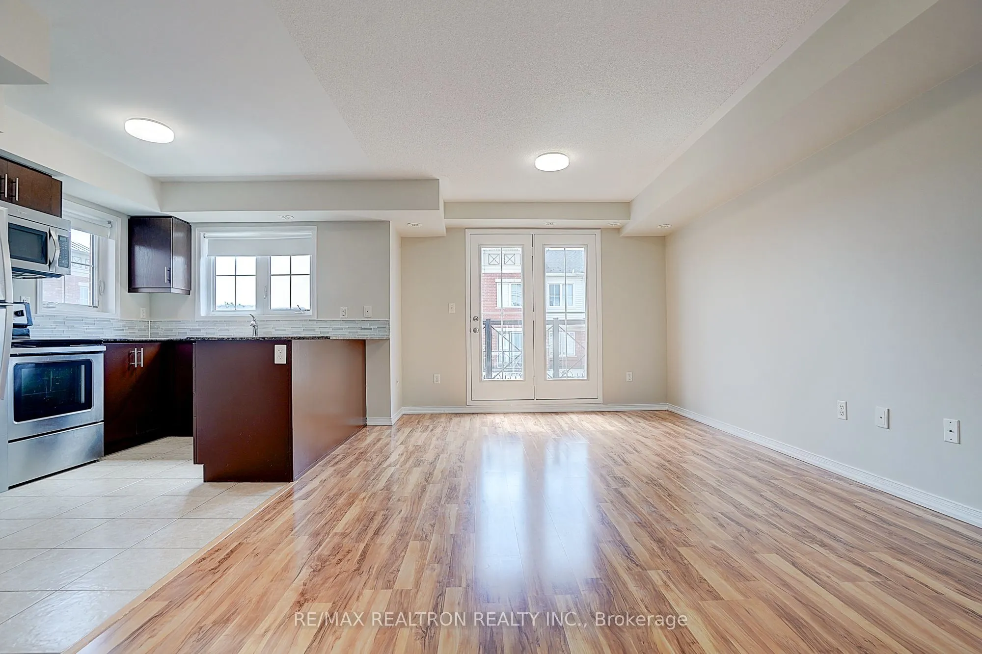 2492 Post Road #16