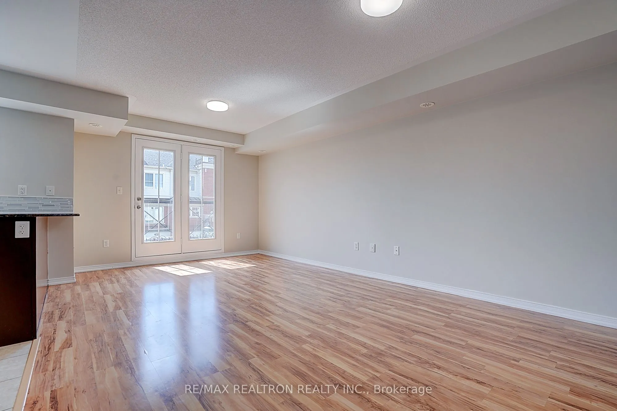 2492 Post Road #16