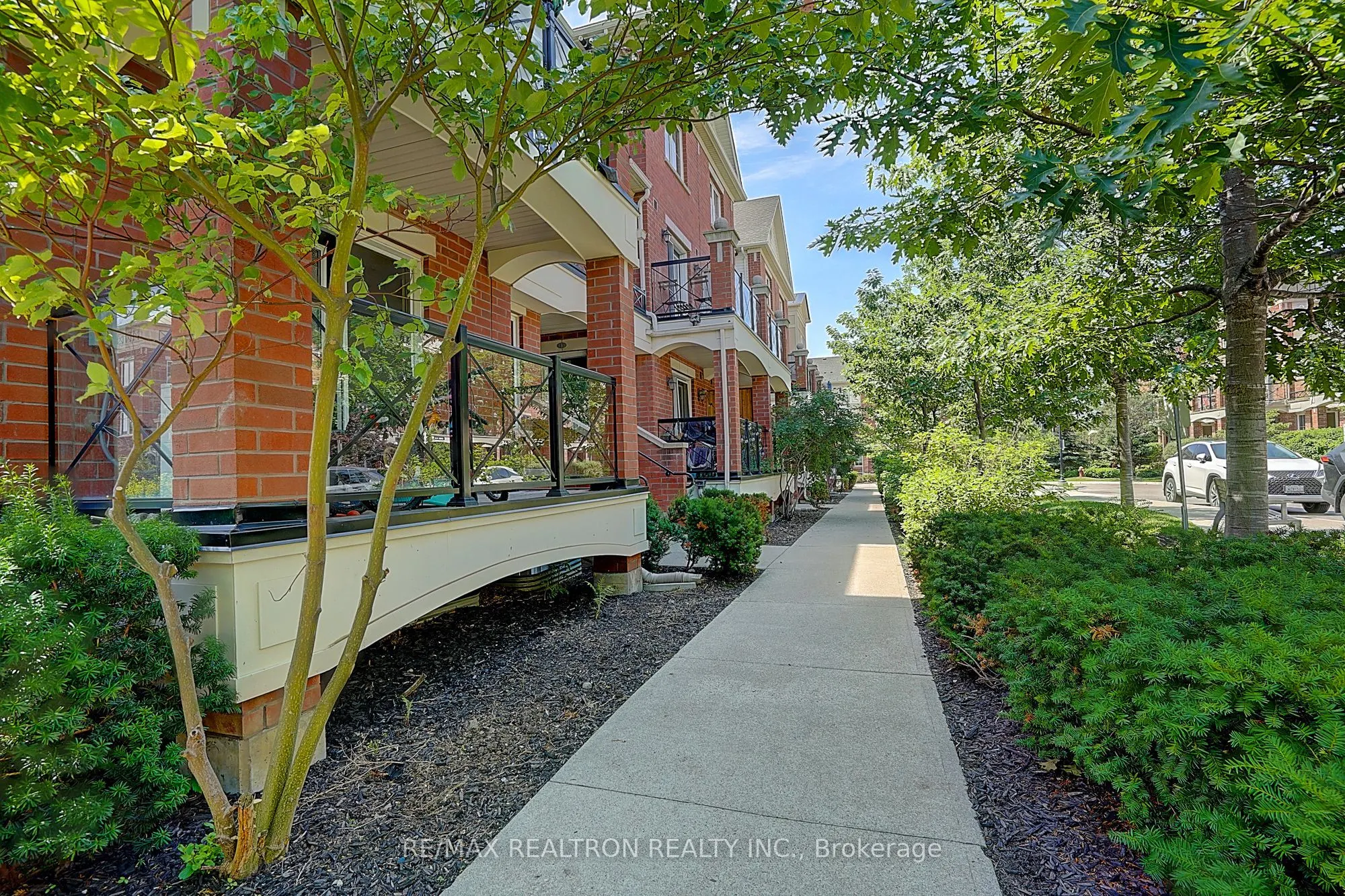 2492 Post Road #16