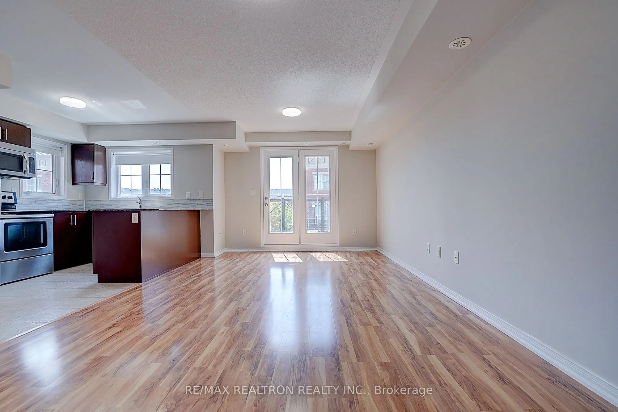 2492 Post Road #16