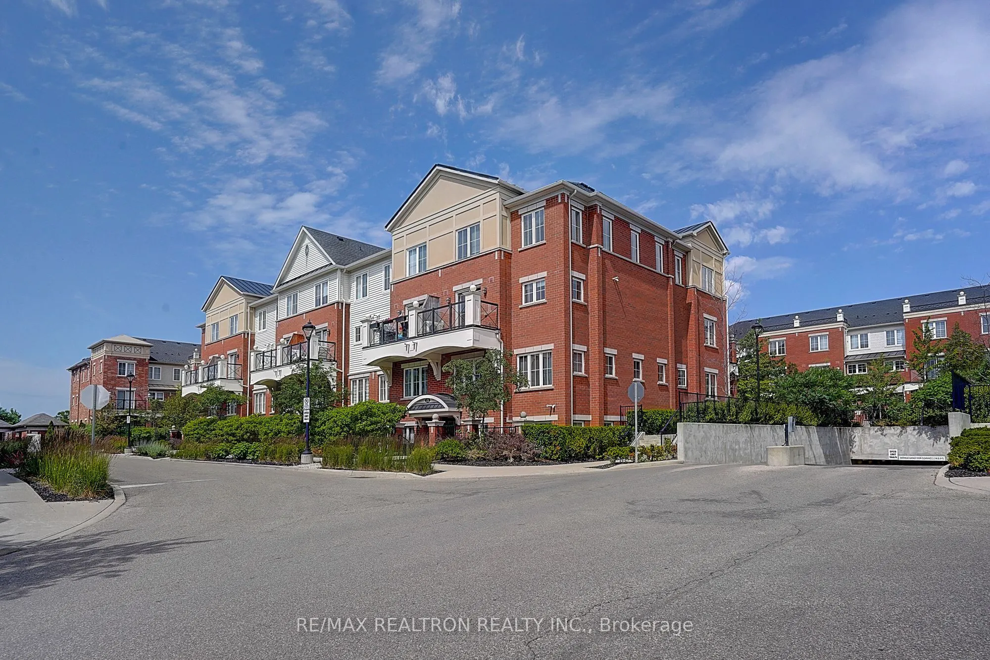2492 Post Road #16