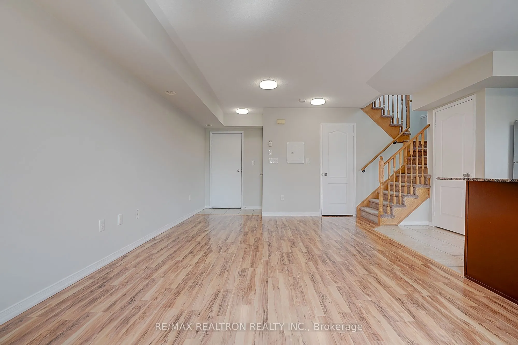 2492 Post Road #16