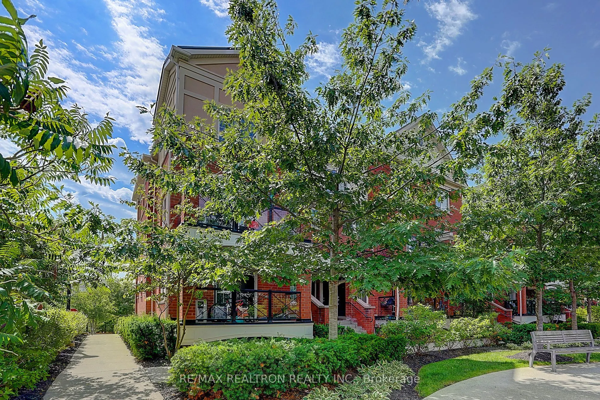 2492 Post Road #16
