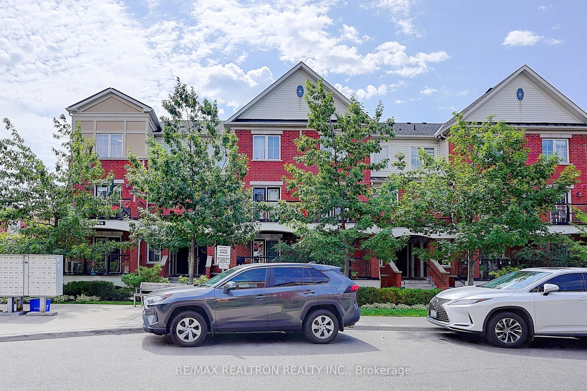 2492 Post Road #16
