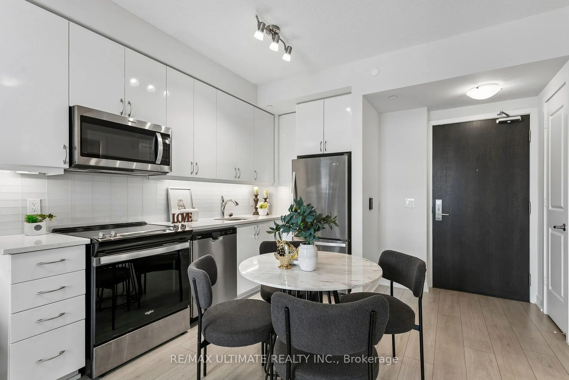 38 Annie Craig Drive #4409
