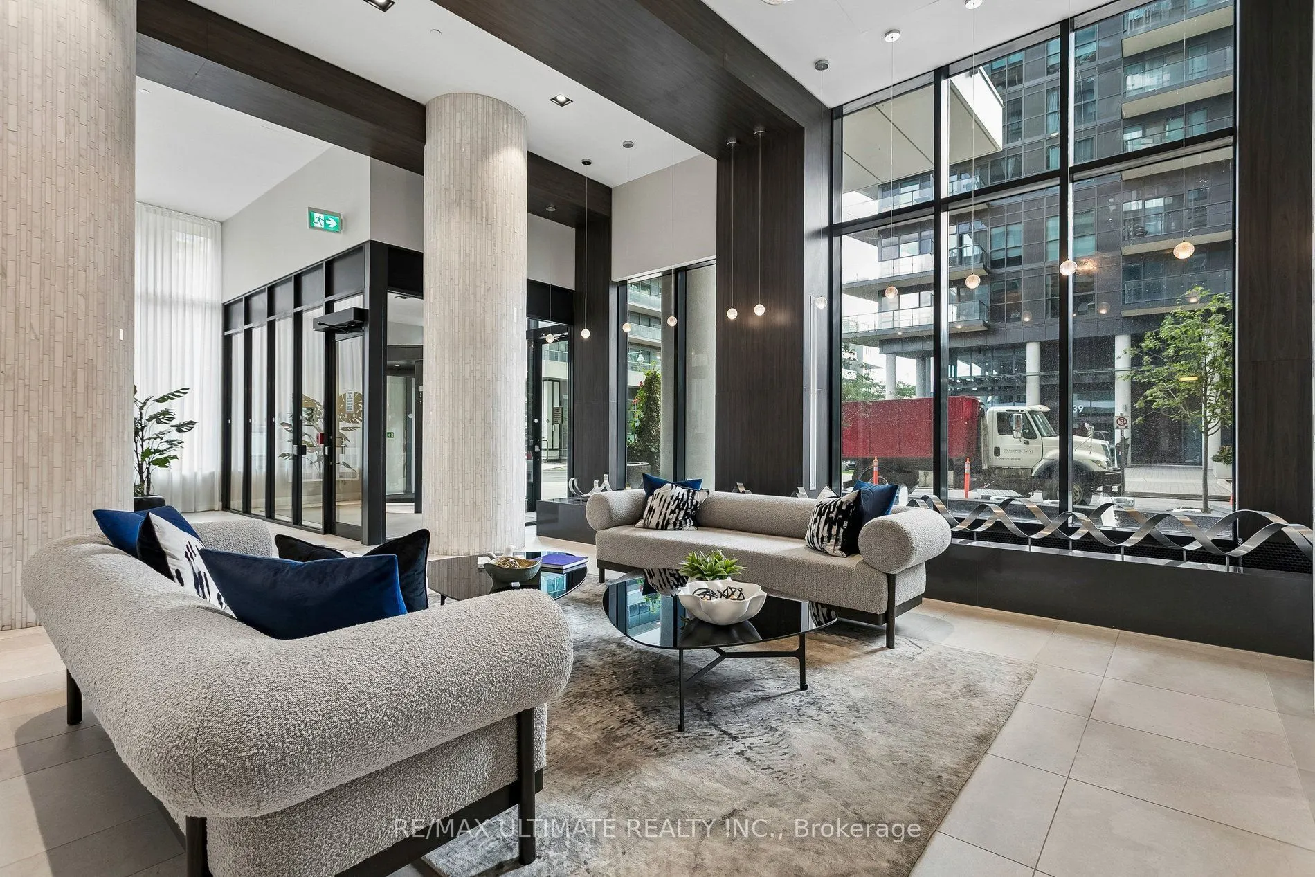 38 Annie Craig Drive #4409