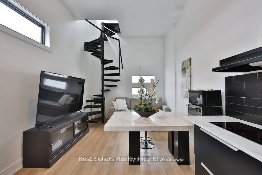 172 Royal York Road #2