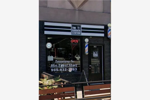 2011 Lakeshore Road