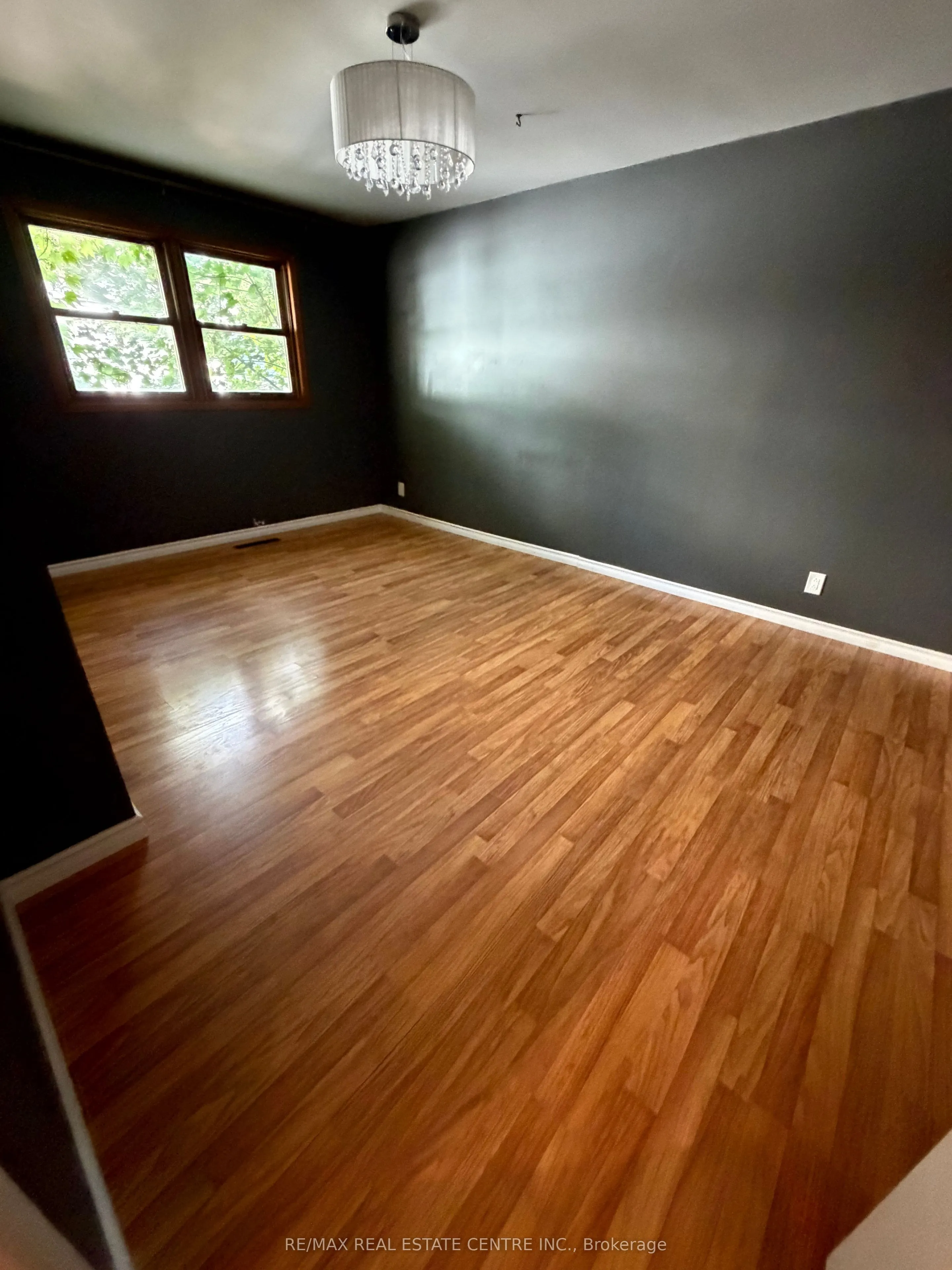 43a First Street E
