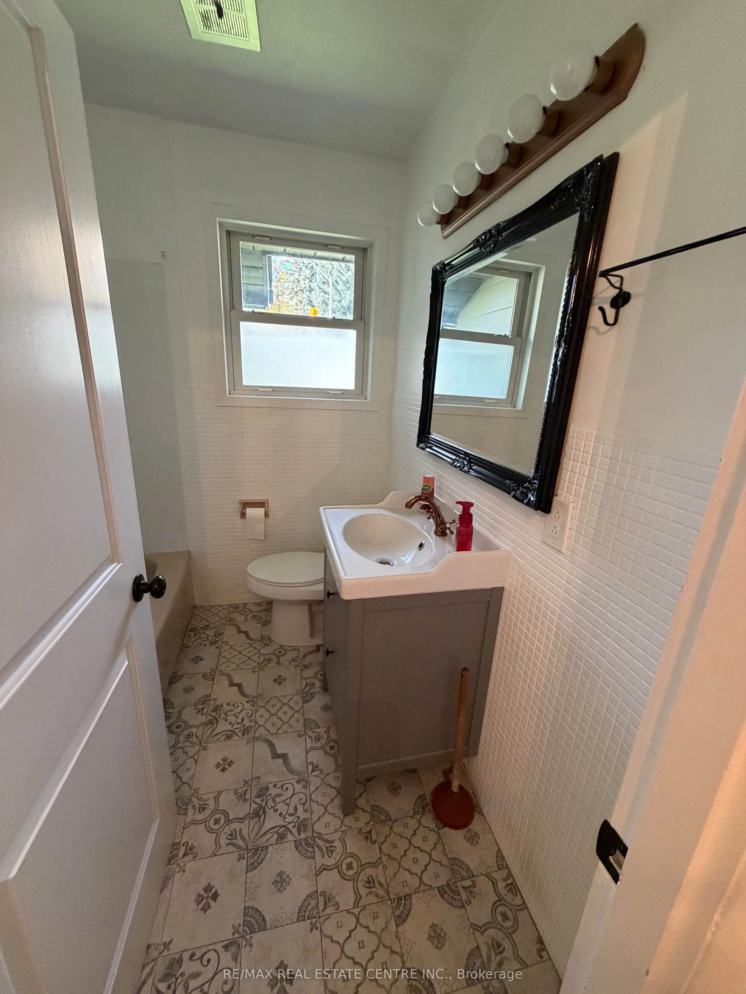 43a First Street E