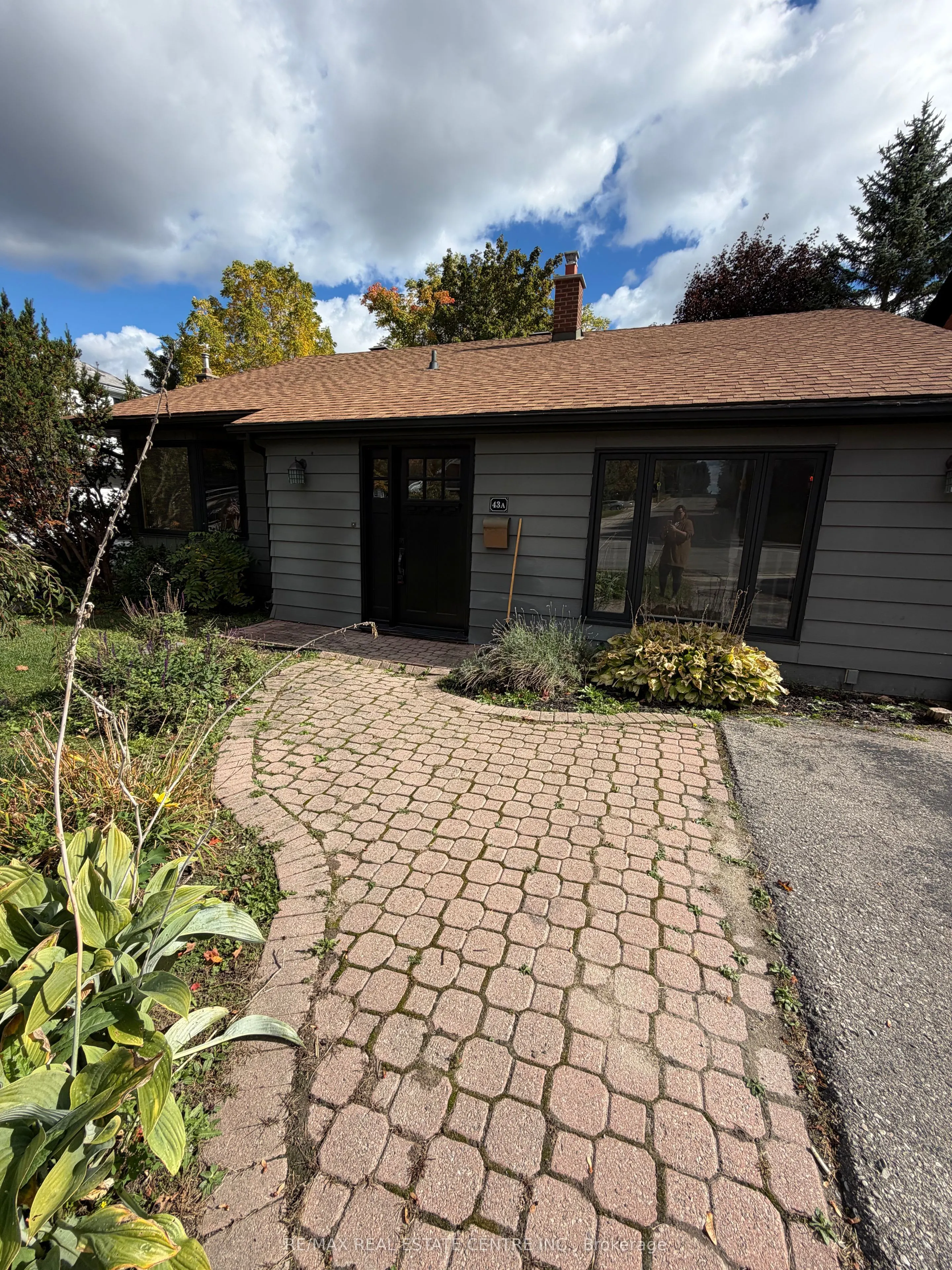43a First Street E