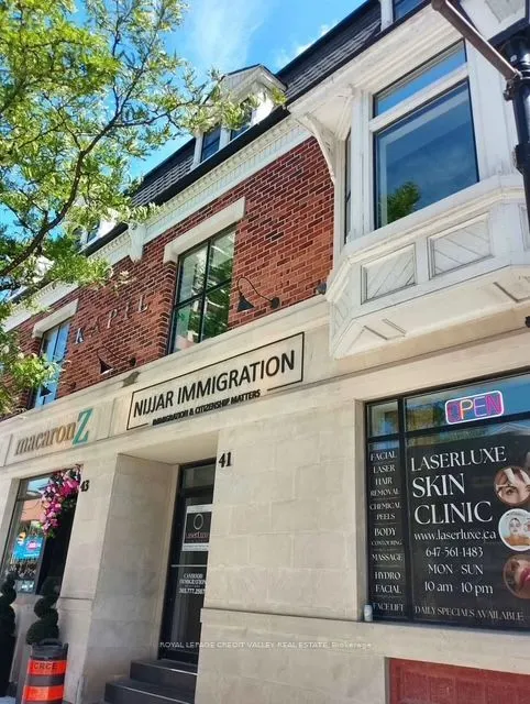 41 Queen Street E #202A